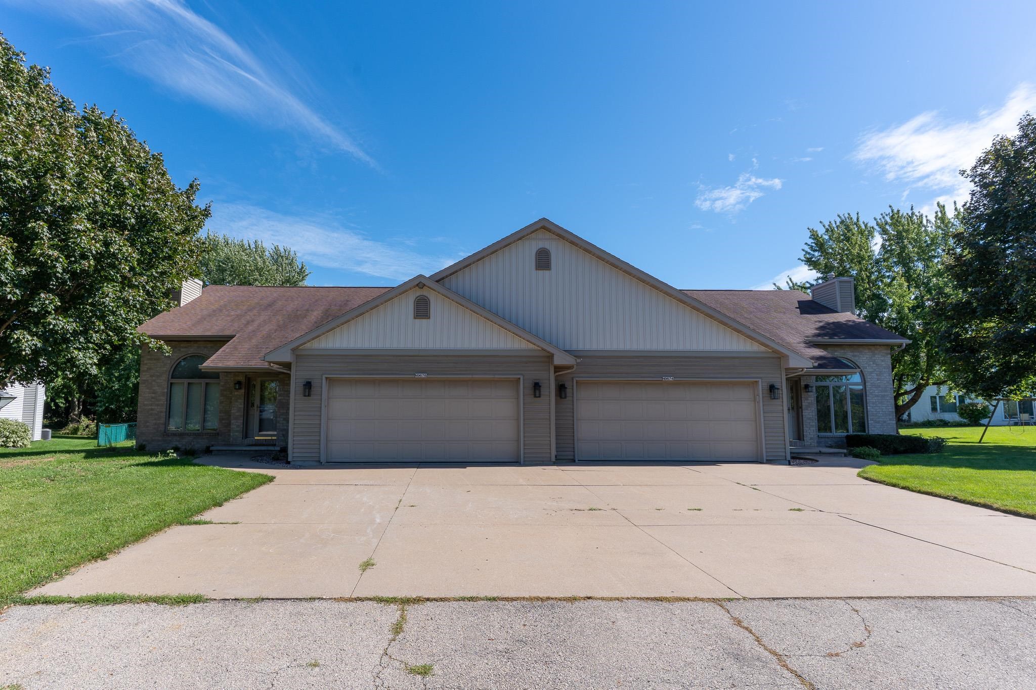 N9674 GOLDEN Way property preview photograph