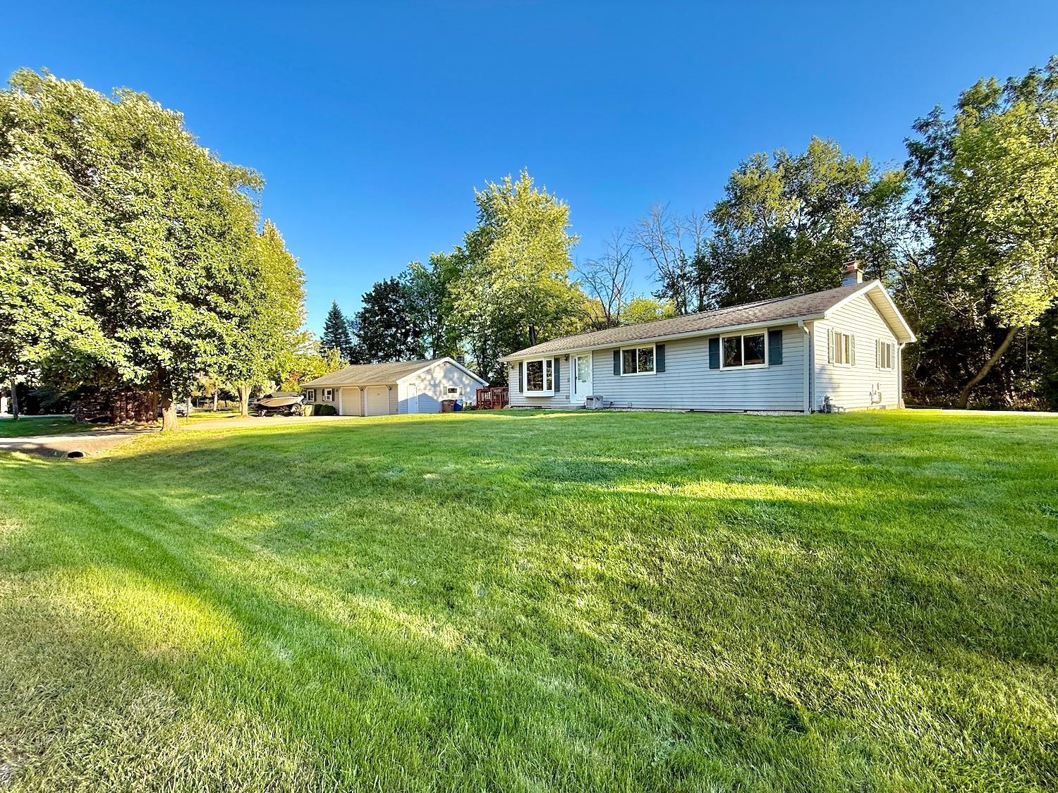 2829 SHELDON Drive property preview photograph