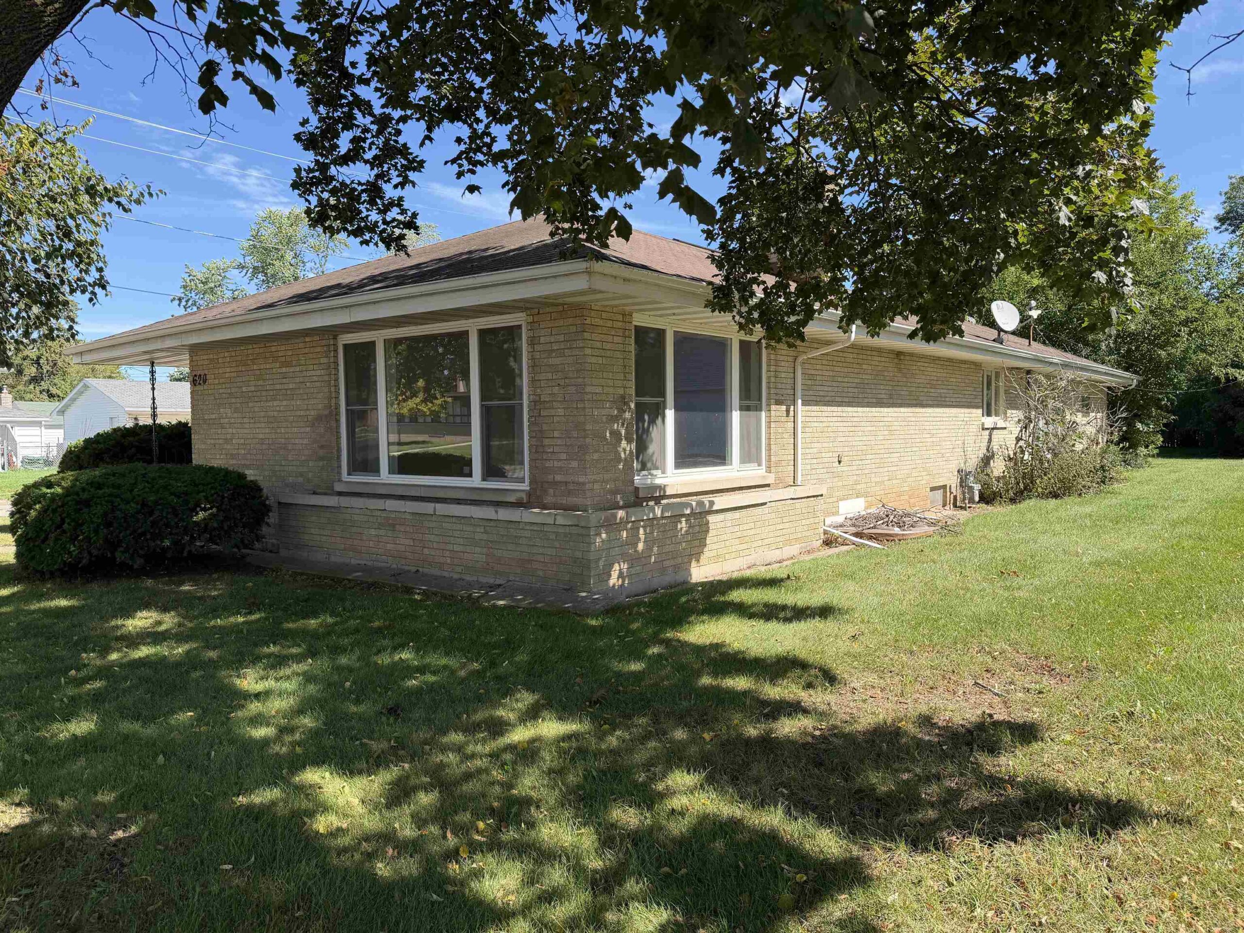620 REED Street property preview photograph