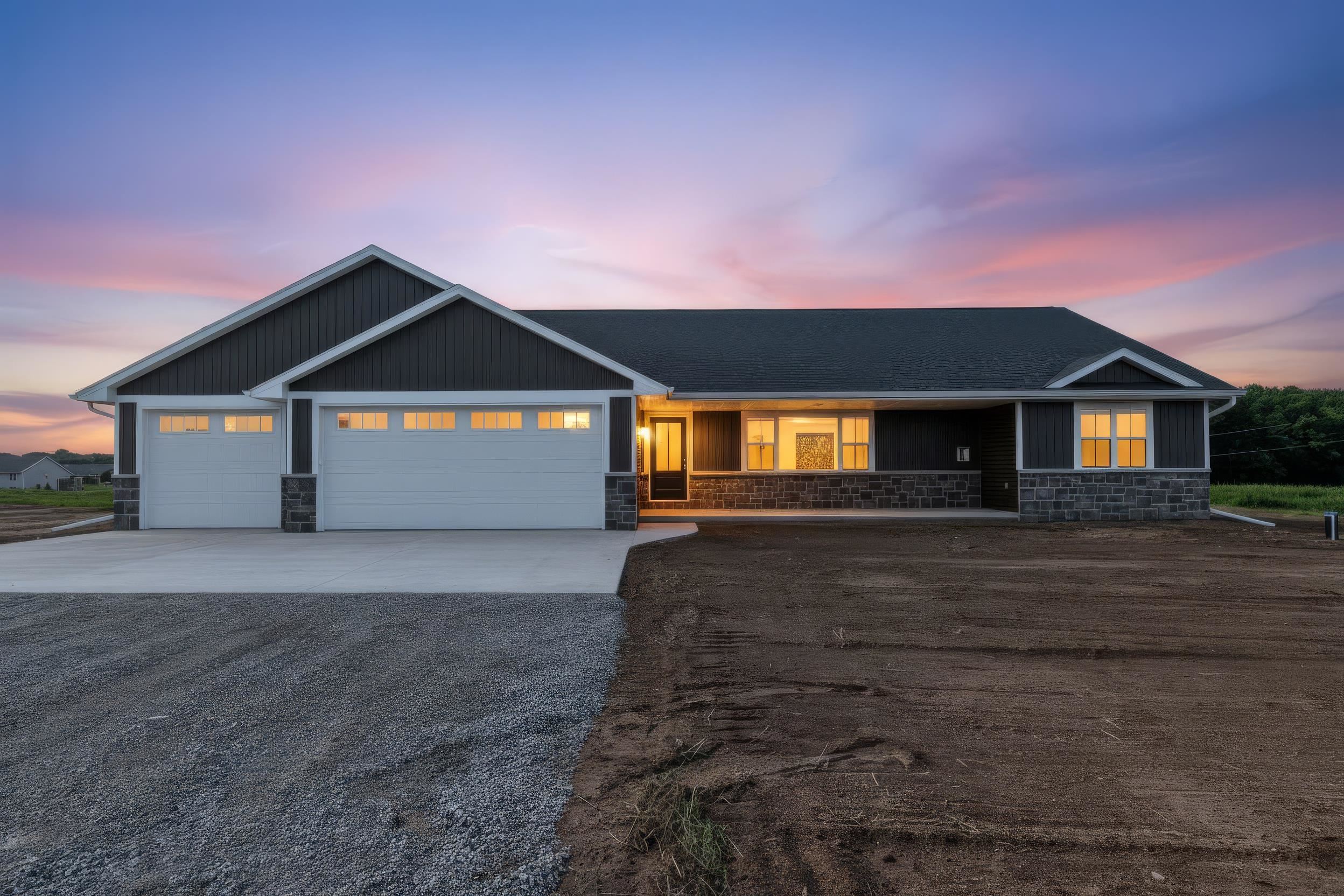 2722 WESTLINE Road property preview photograph