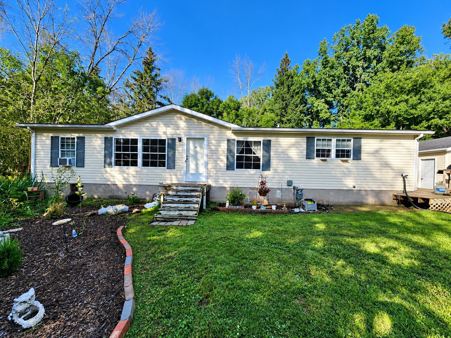 813 POSEY Court property preview photograph