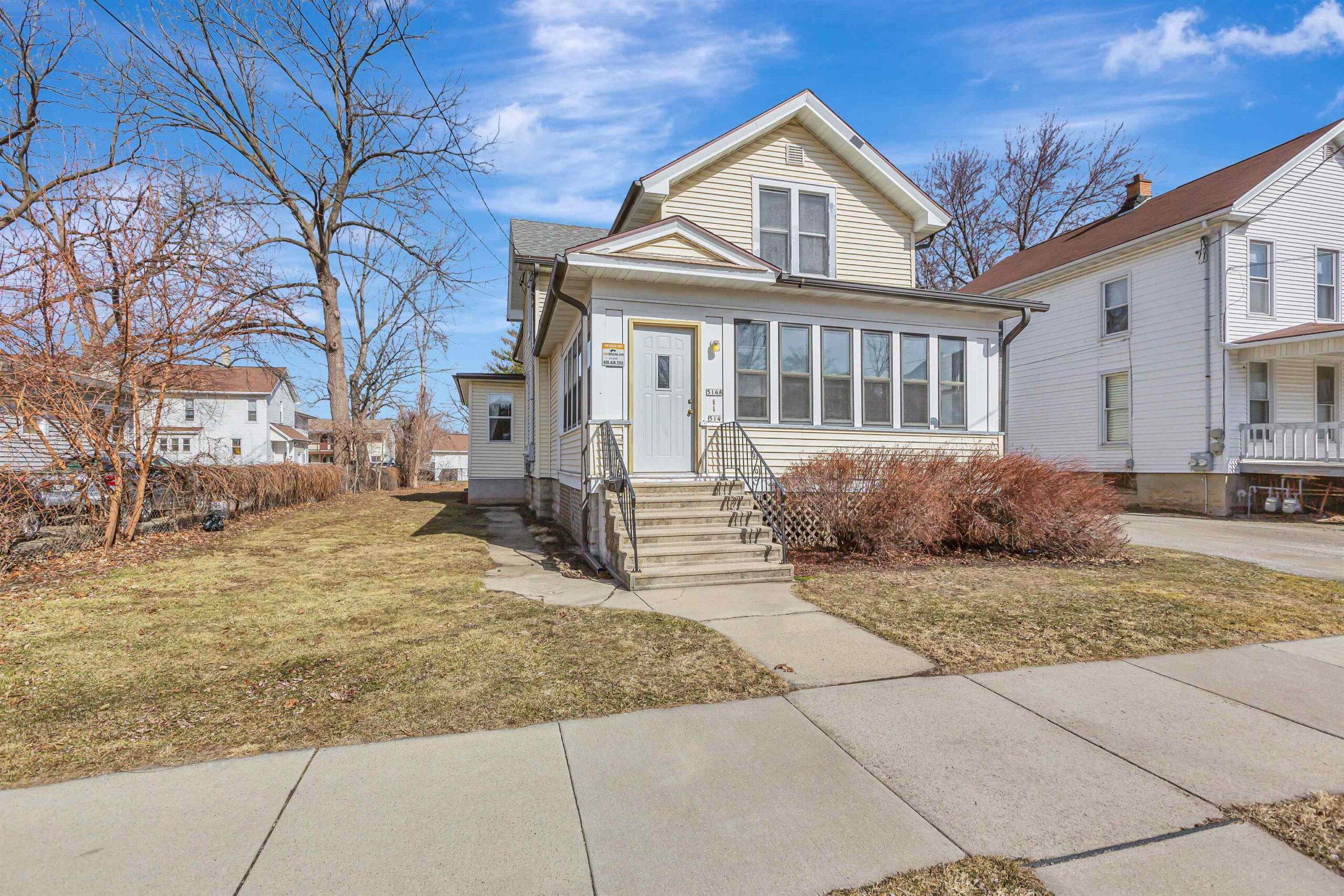 514 W IRVING Avenue property preview photograph