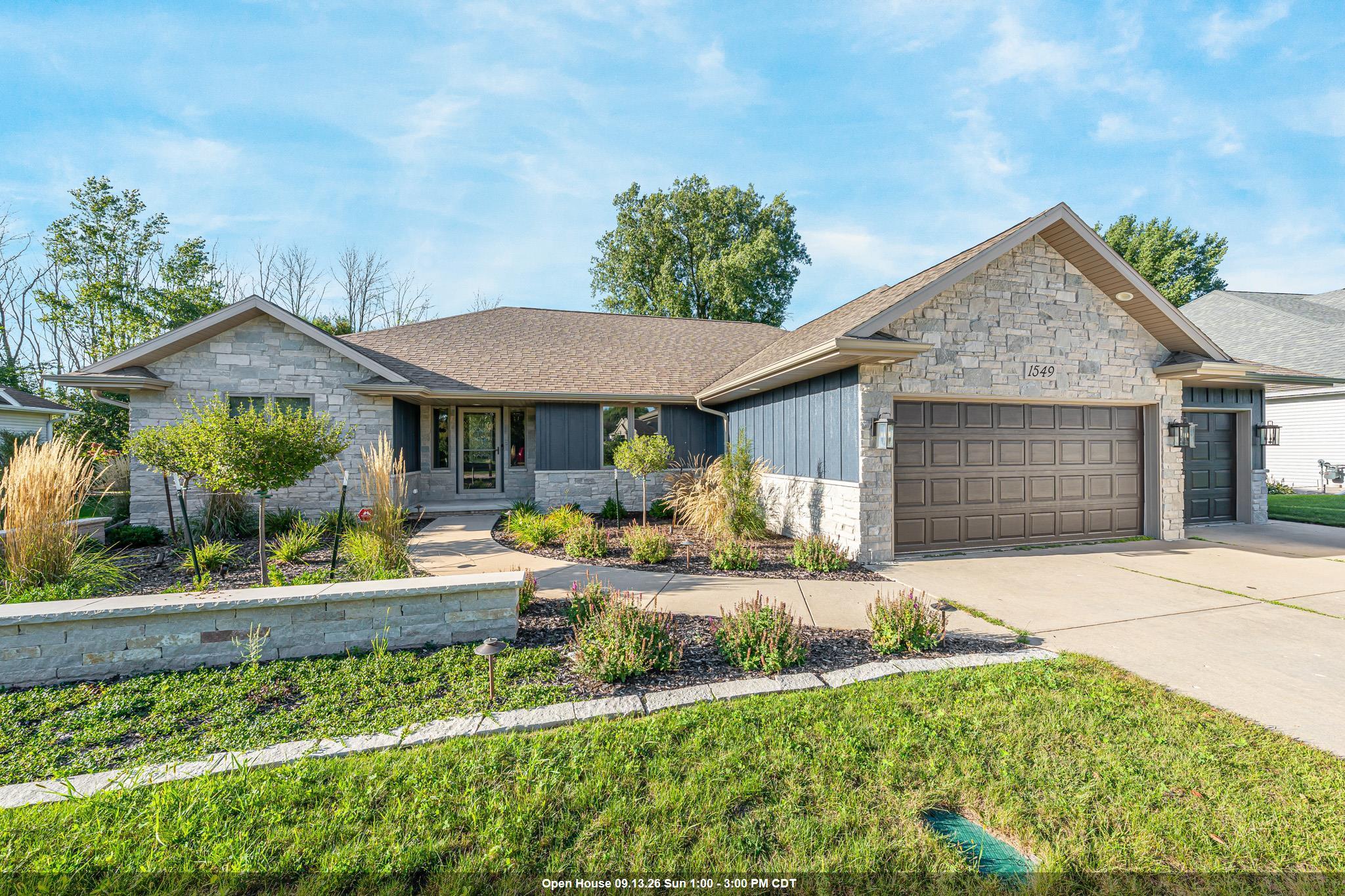 1549 BELLE PLANE Circle property preview photograph