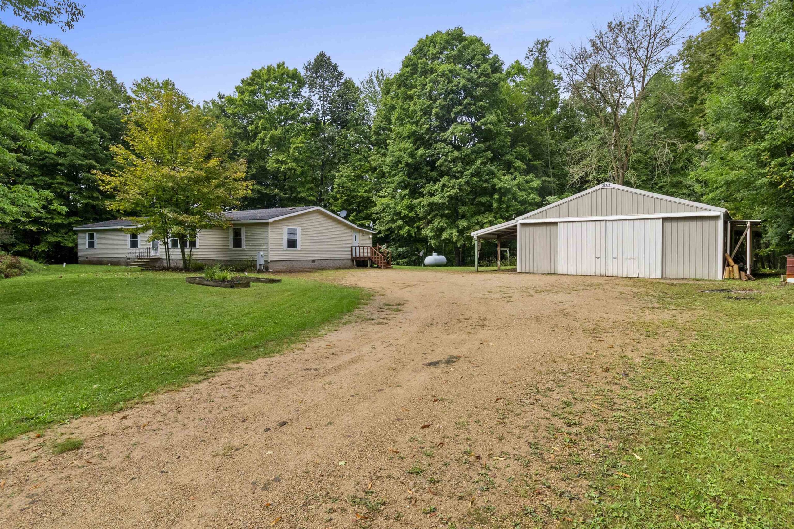 12206 INDIAN Lane property preview photograph