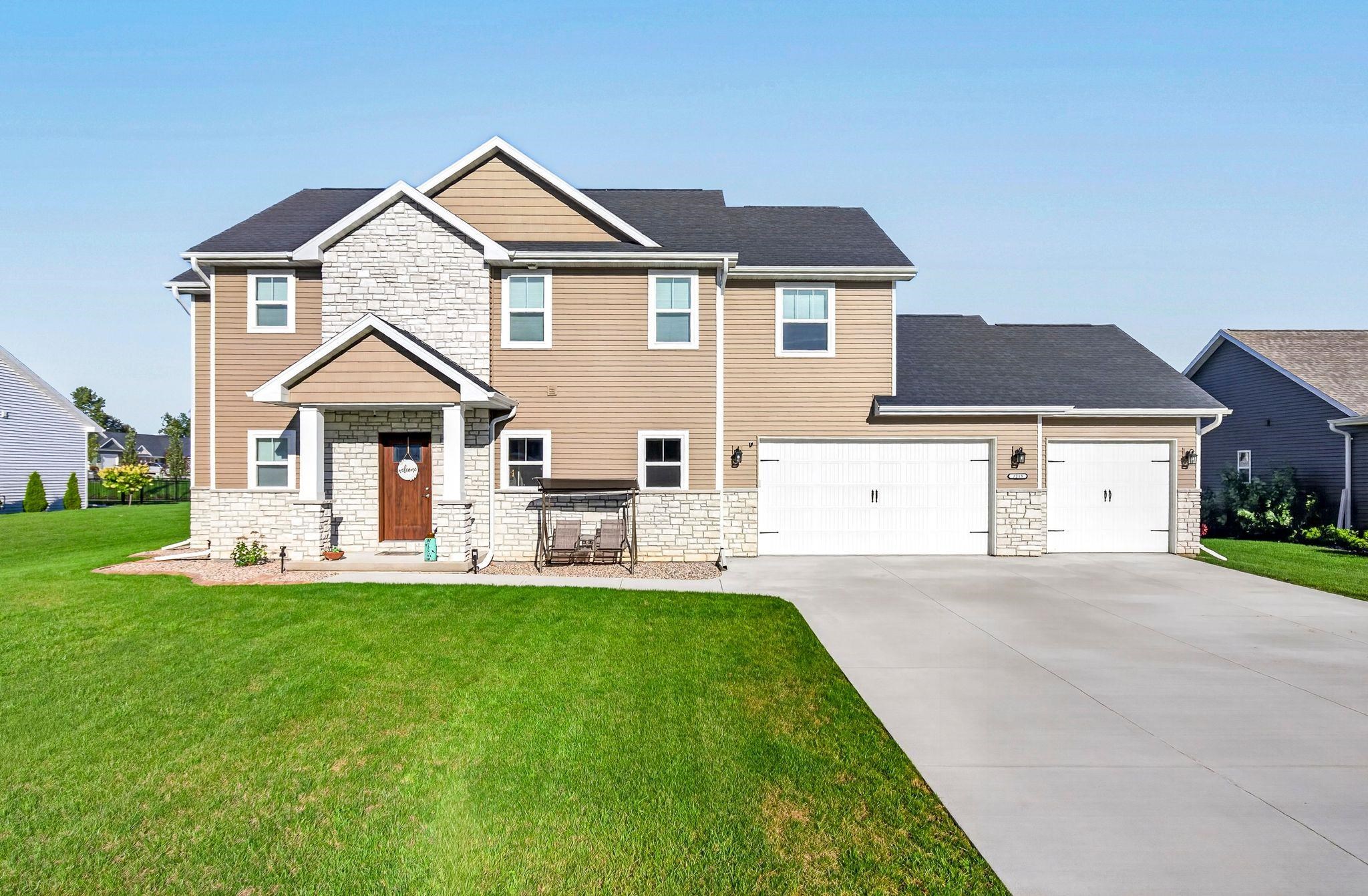 2215 SOFTWIND Road property preview photograph