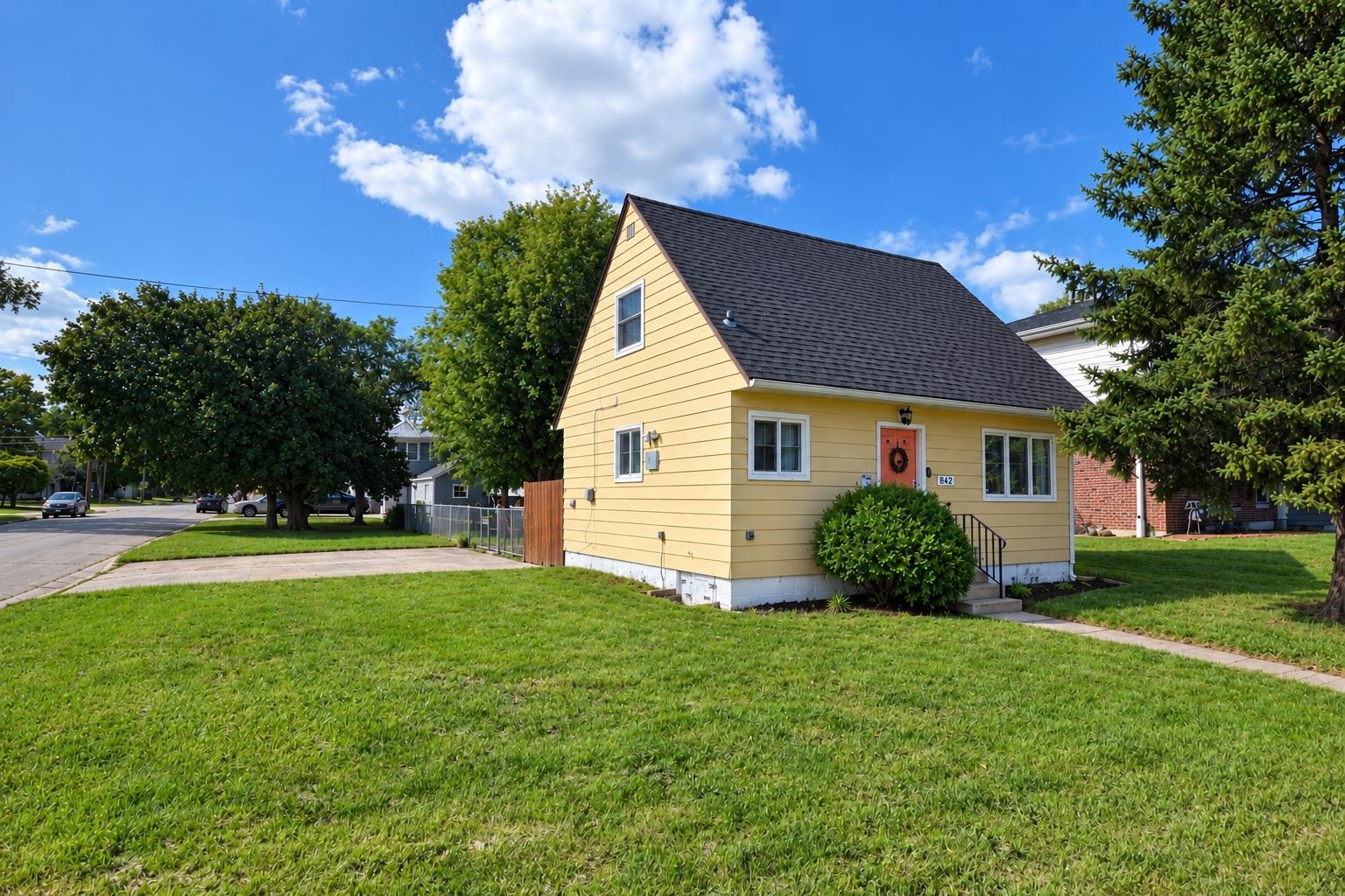 842 12TH Avenue property preview photograph
