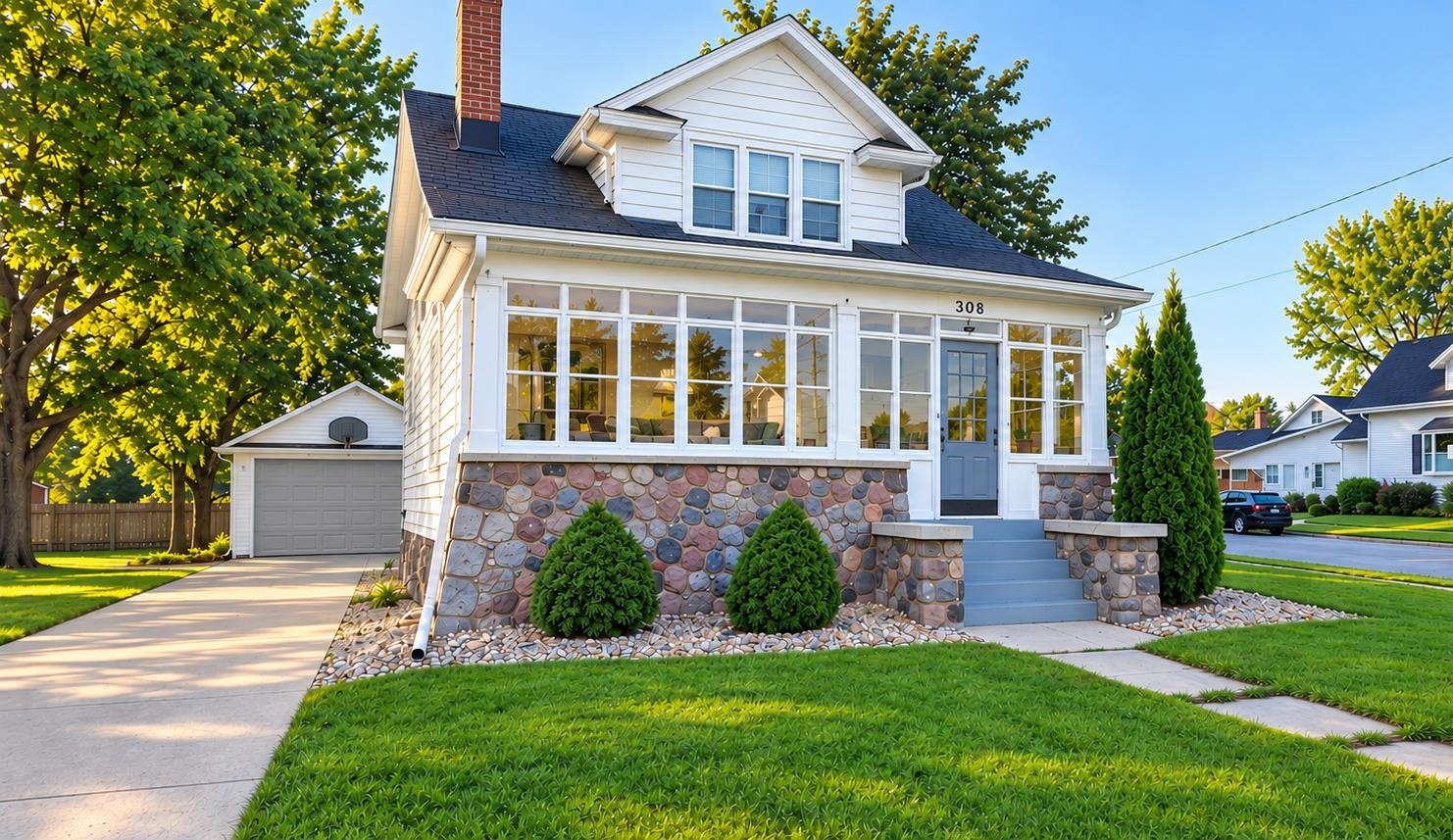 308 E HIGH Street property preview photograph