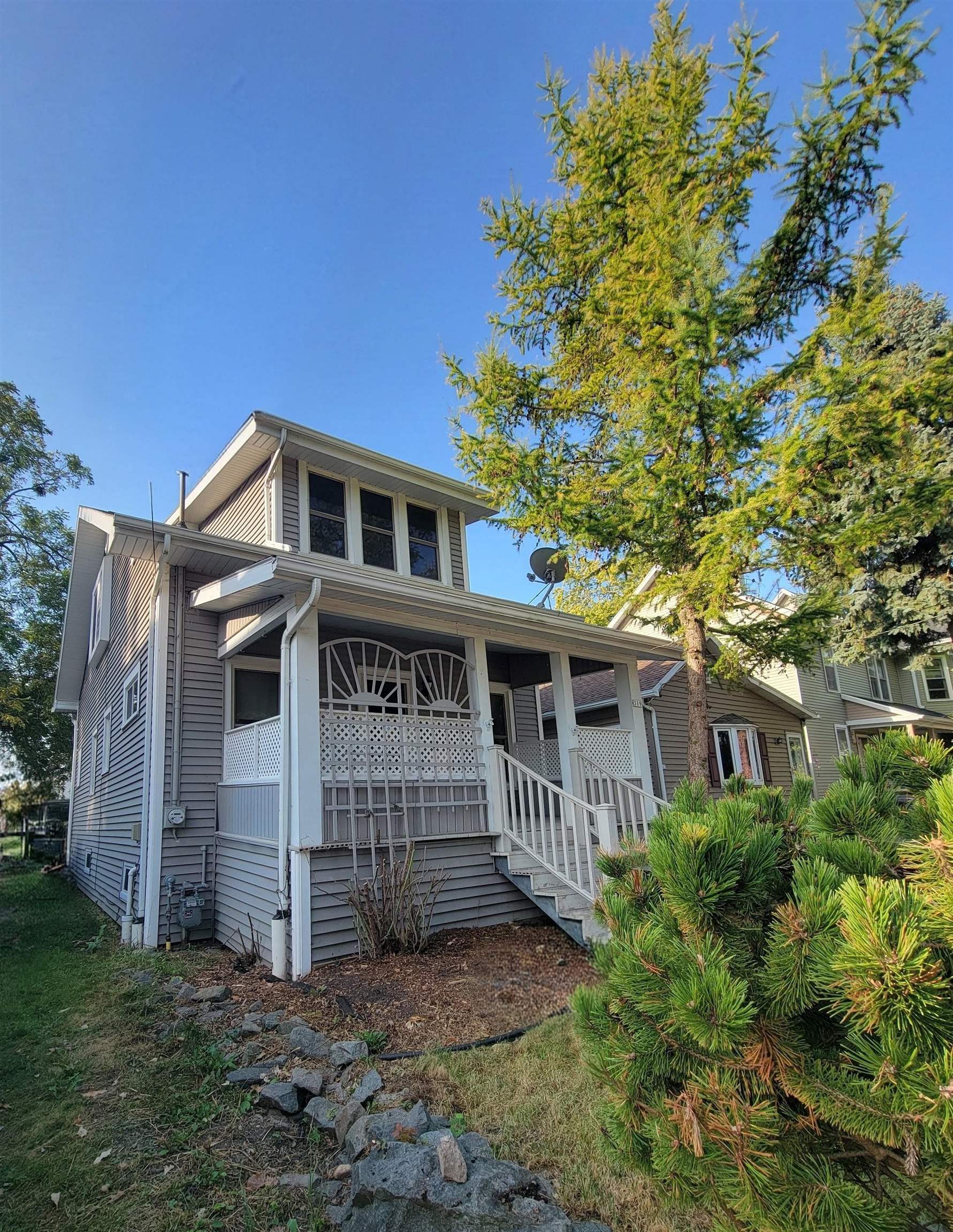 319 W MELVIN Avenue property preview photograph