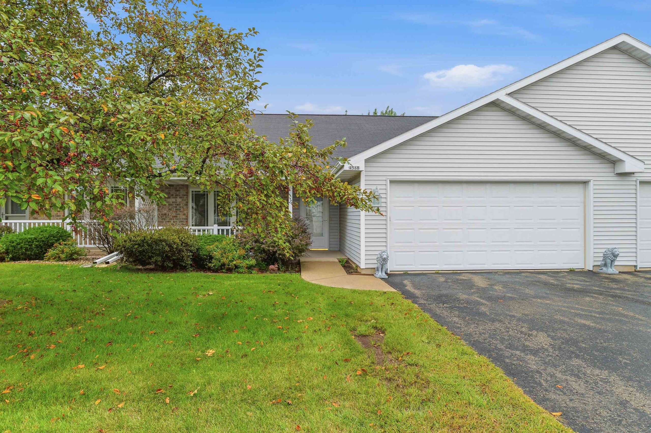 456 WYLDEWOOD Drive property preview photograph
