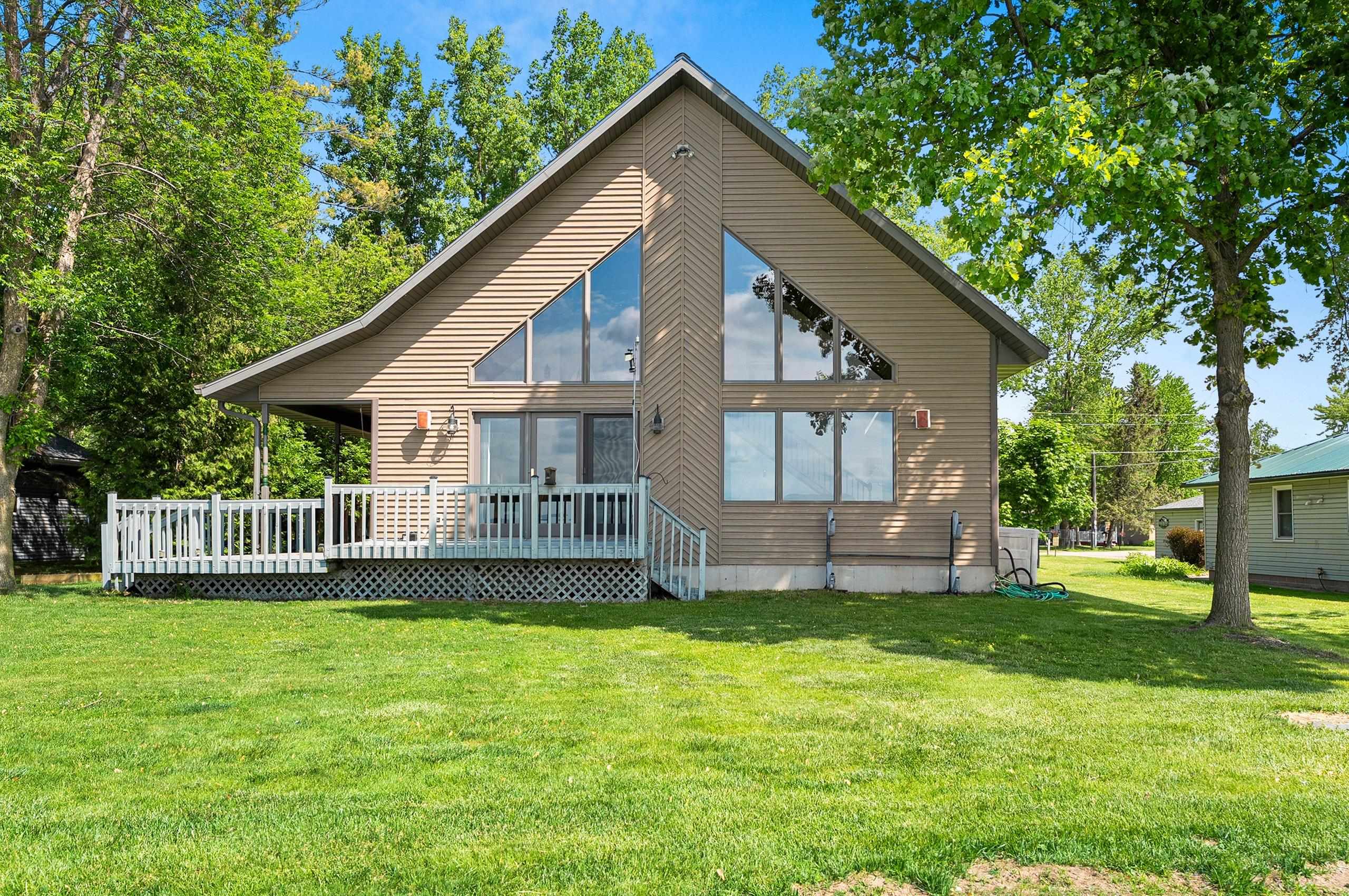 N6298 CATTAU BEACH Drive property preview photograph