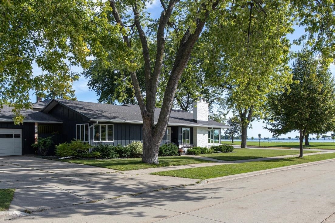 1120 BALDWIN Avenue property preview photograph
