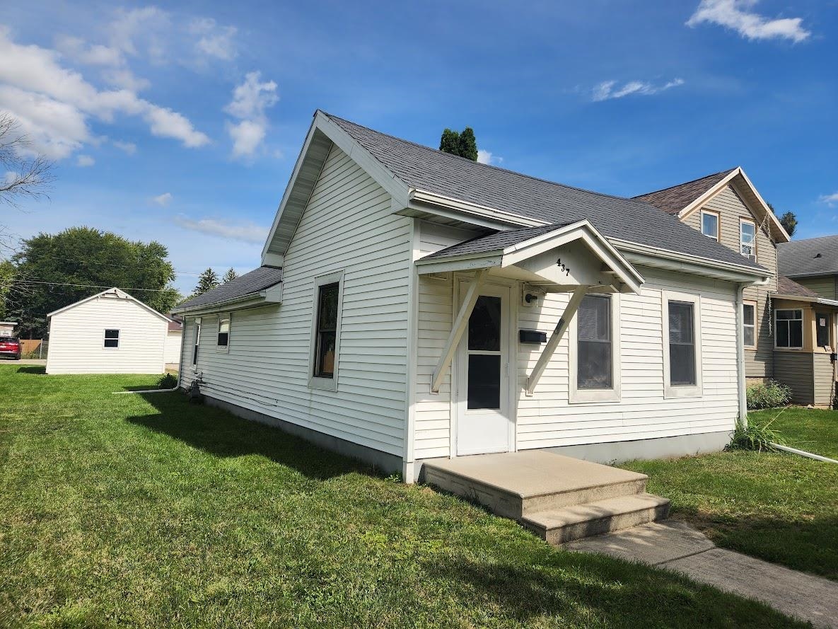 437 THOMAS Street property preview photograph