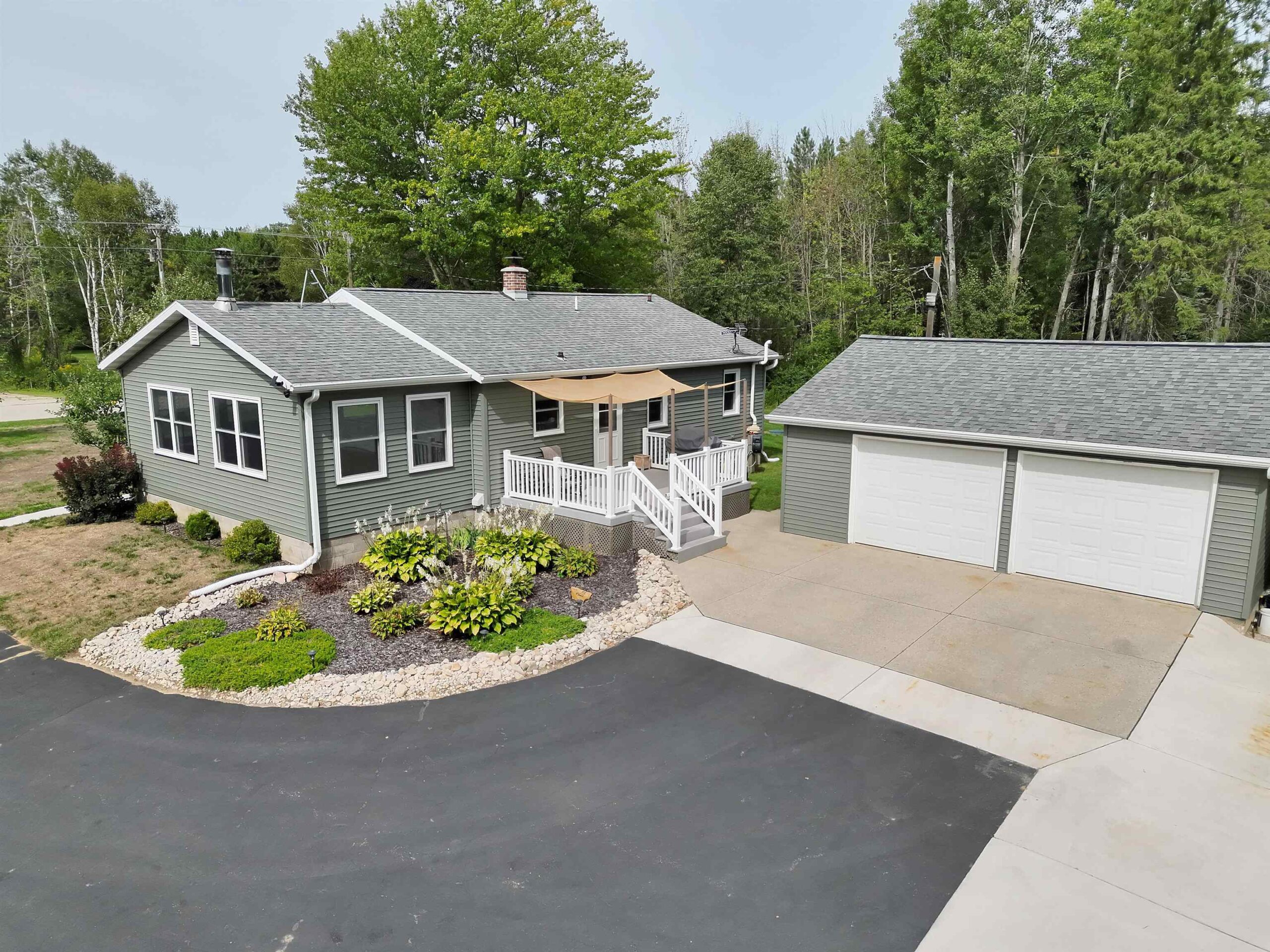 N2954 N 23RD Road property preview photograph