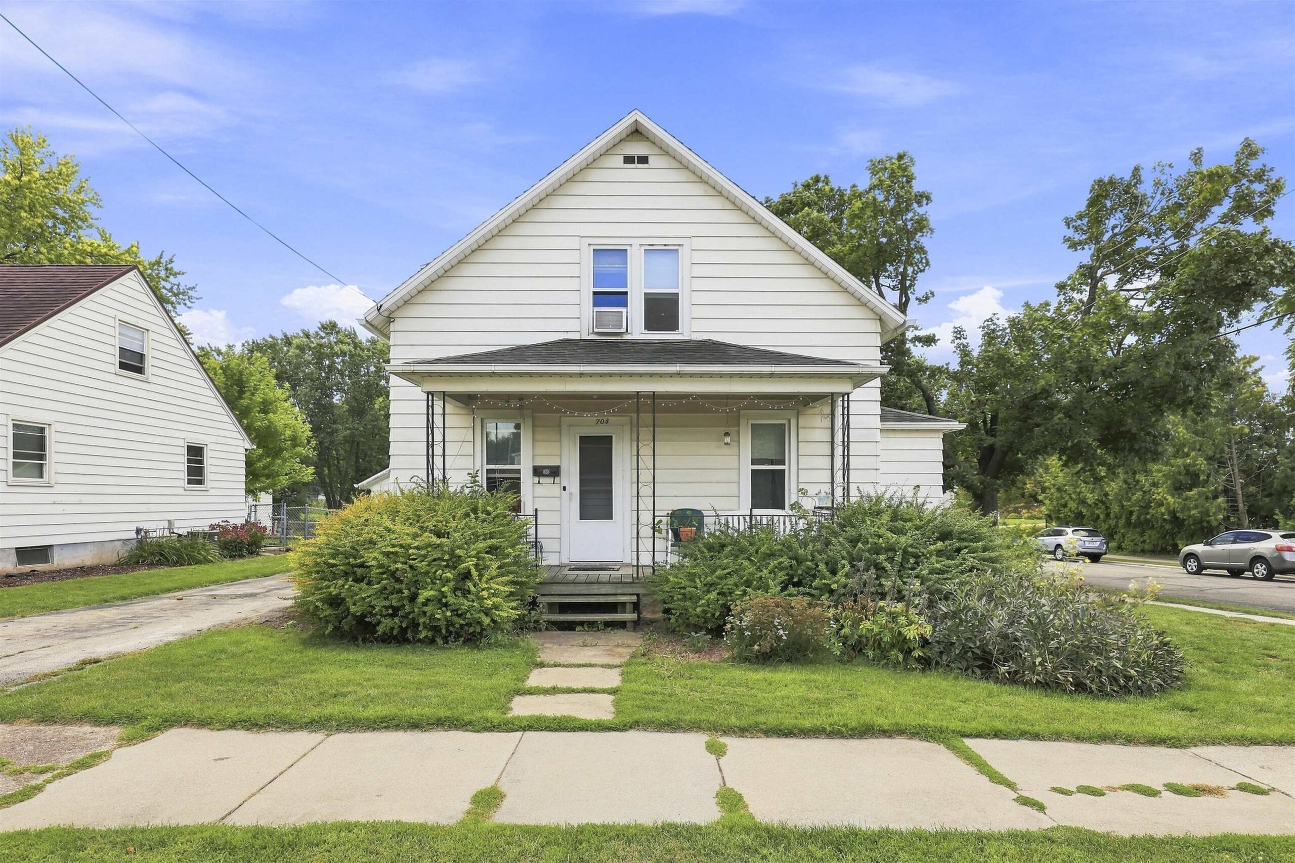 703 PARK Avenue property preview photograph