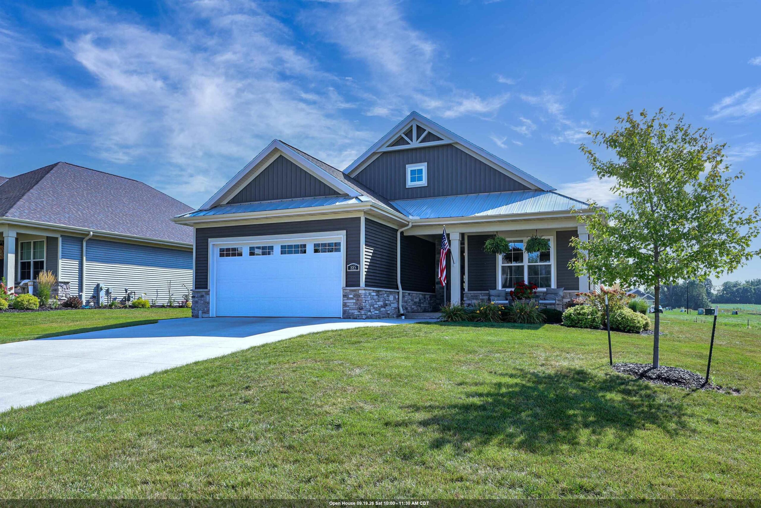 885 CYGNET Court property preview photograph