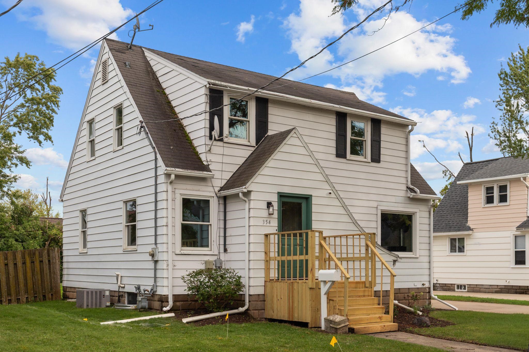 354 OAK Street property preview photograph