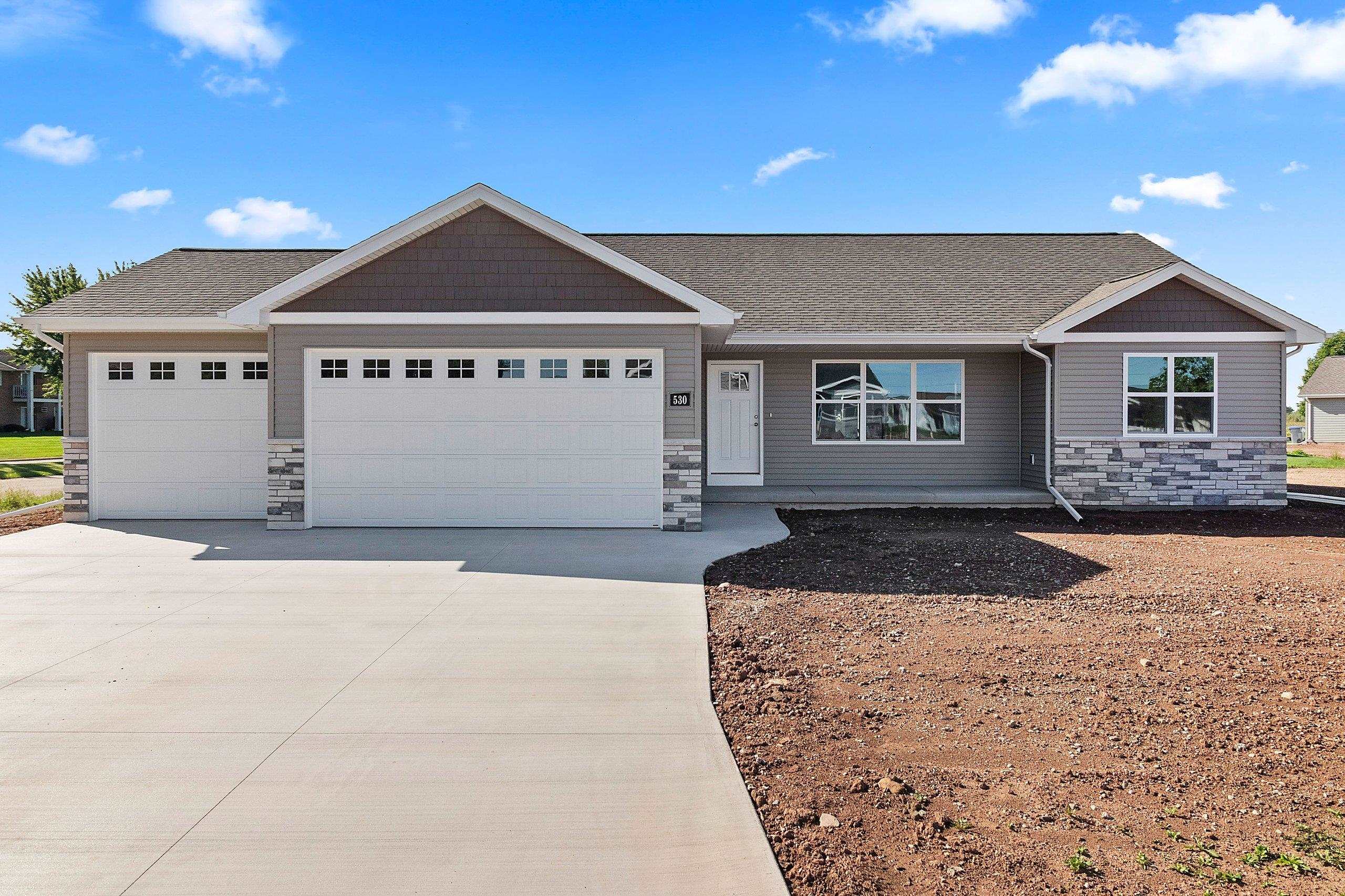 530 WILLOW Court property preview photograph