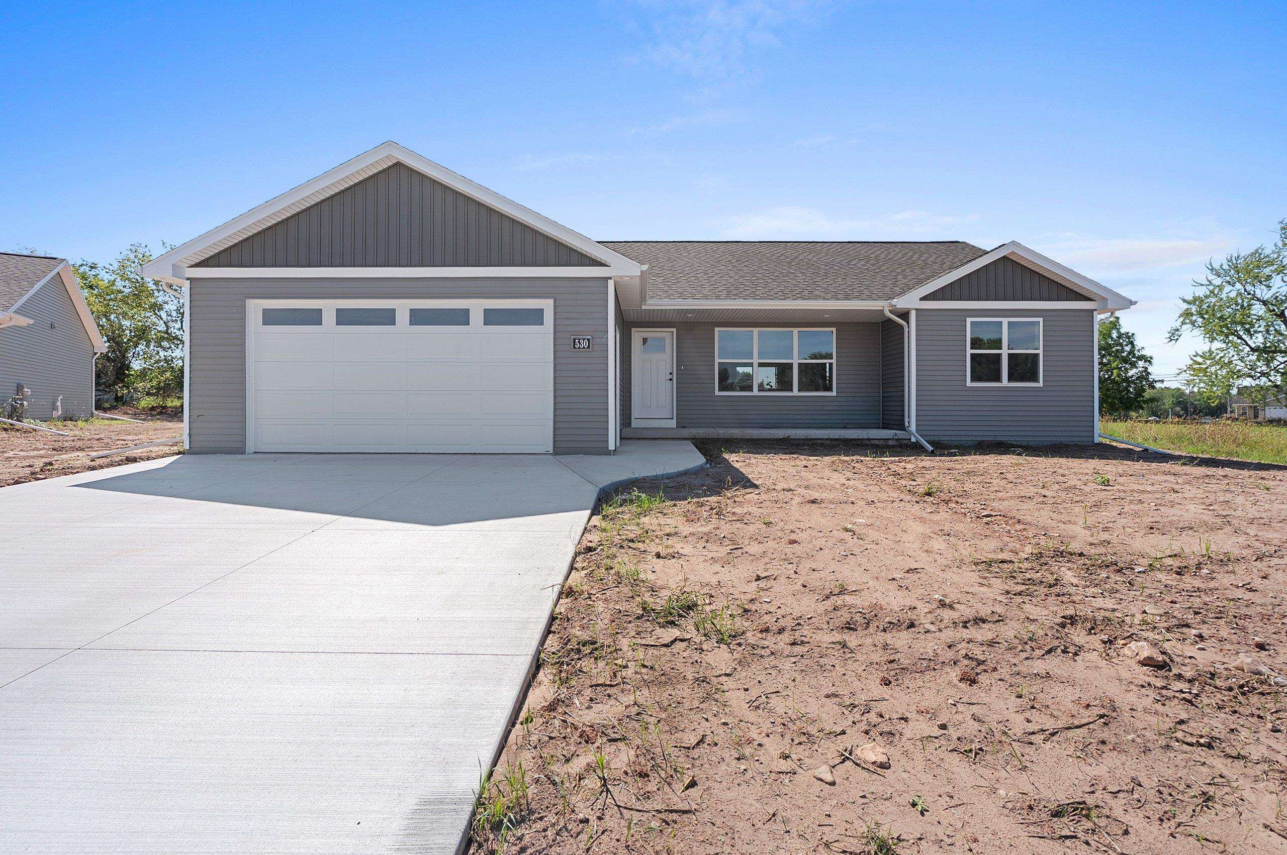 530 RIVERVIEW Drive property preview photograph