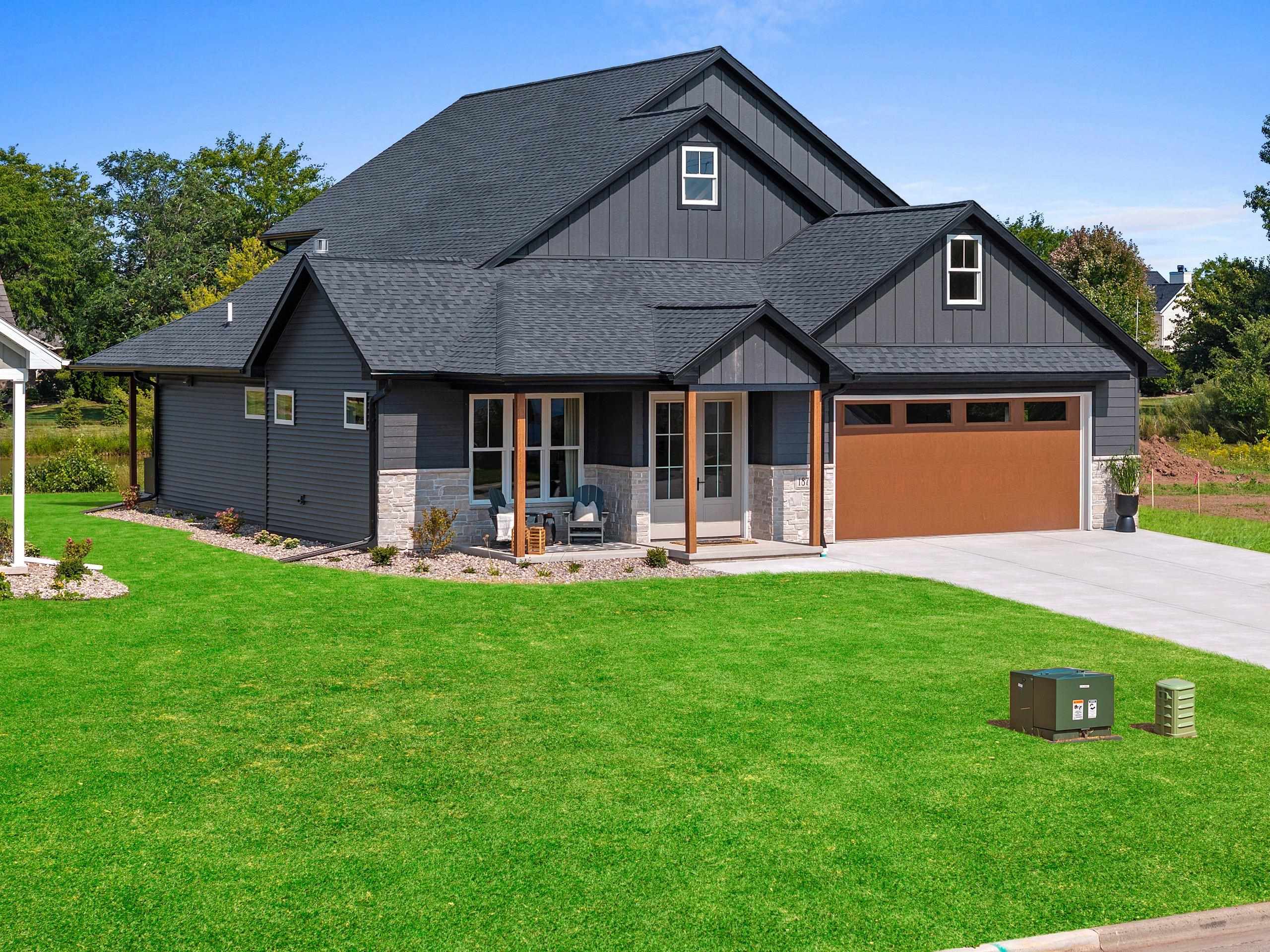 1871 LEDGEVIEW Road property preview photograph