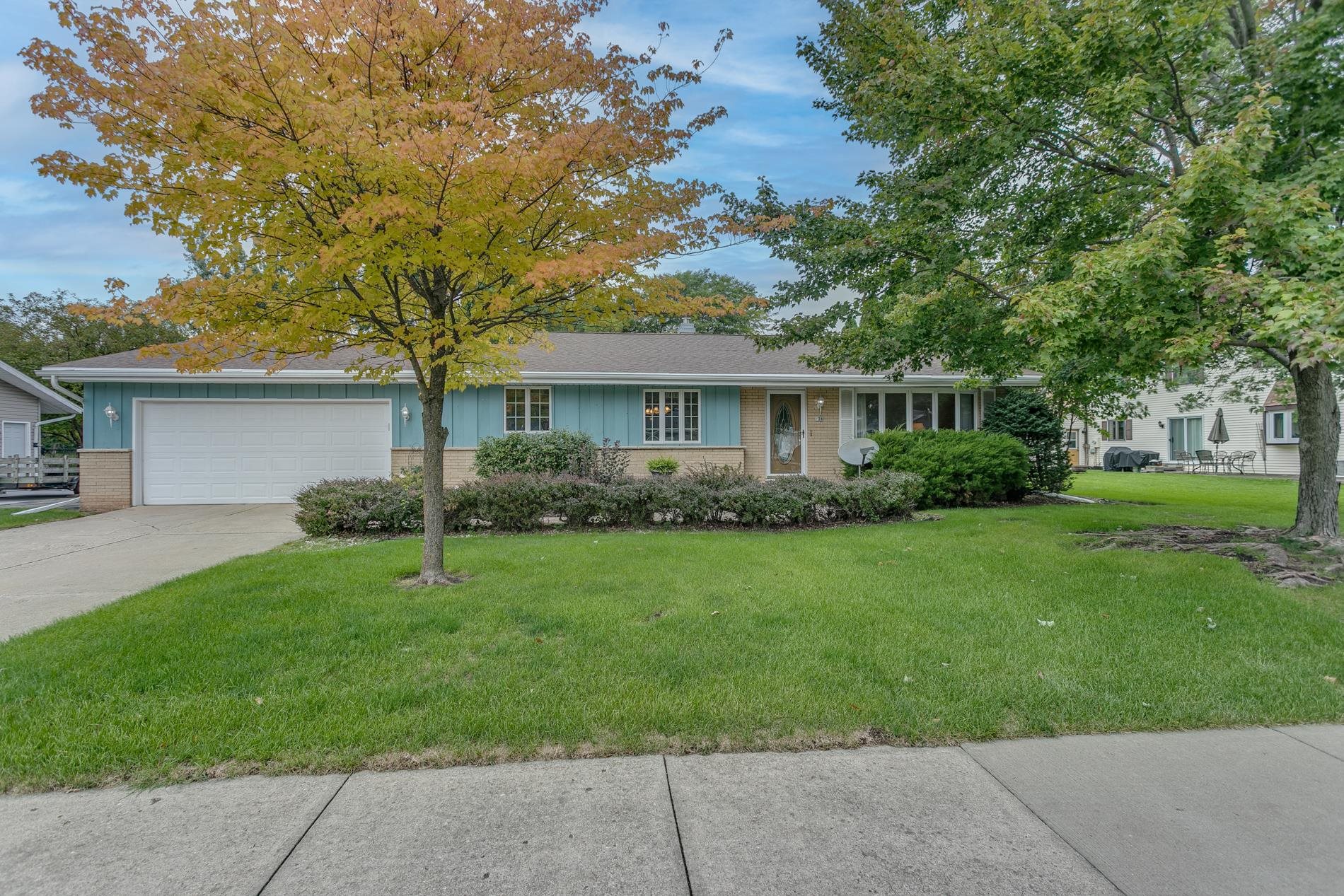 934 NICOLET Avenue property preview photograph