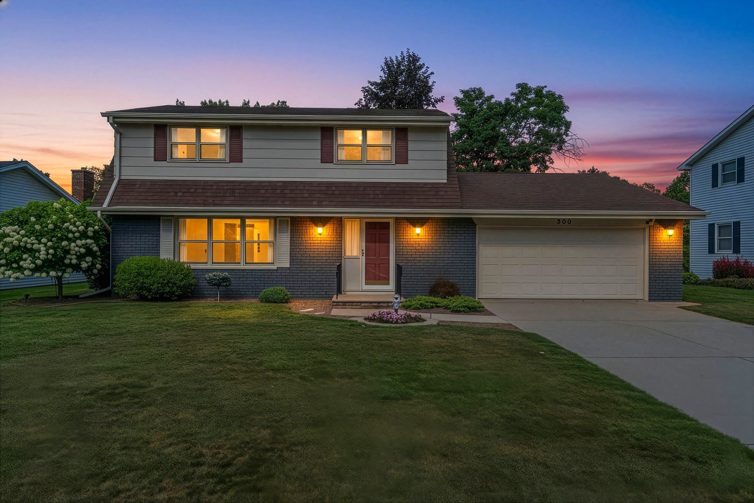 506 PINE Terrace property preview photograph
