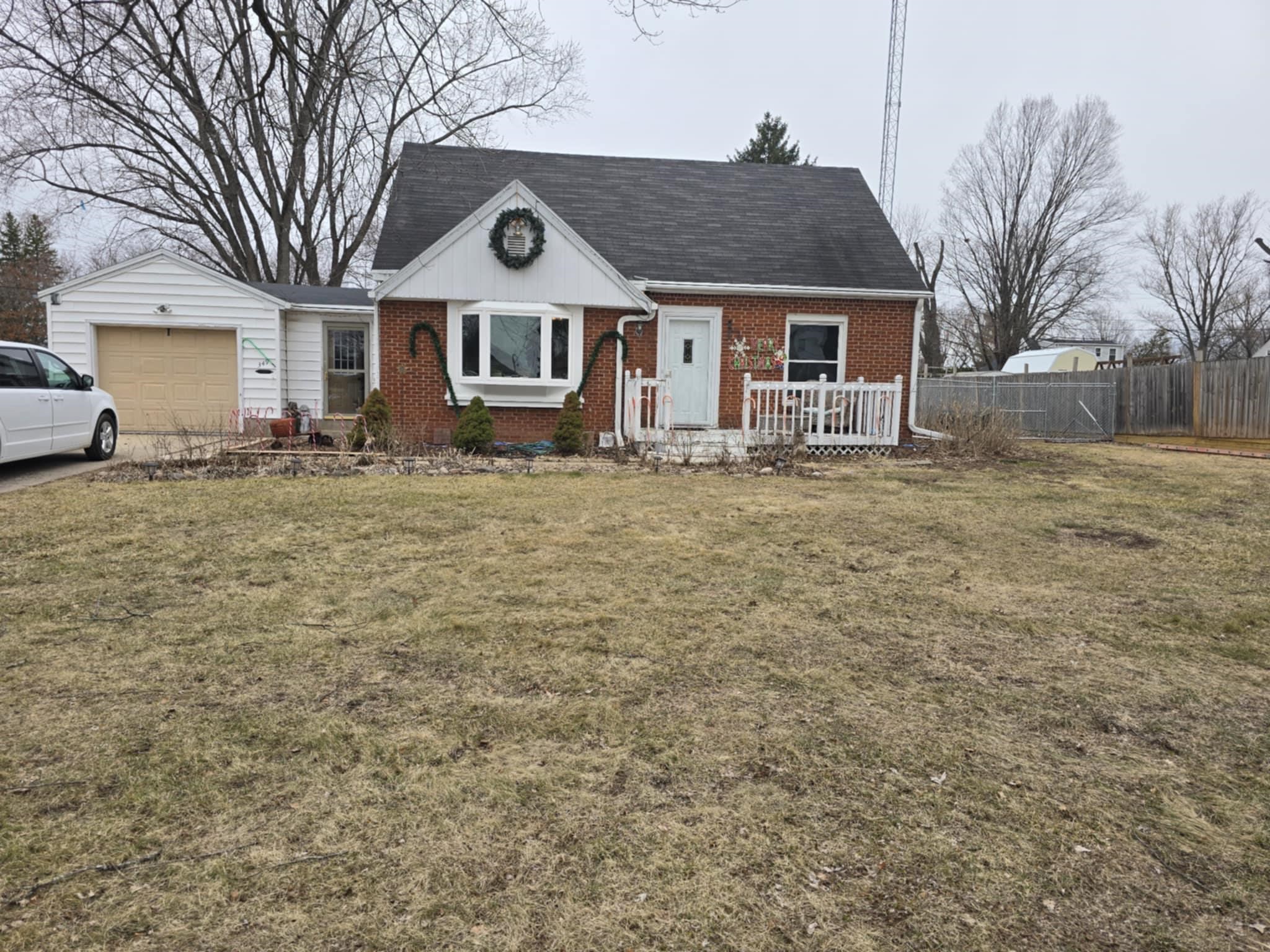 349 N WISCONSIN Street property preview photograph