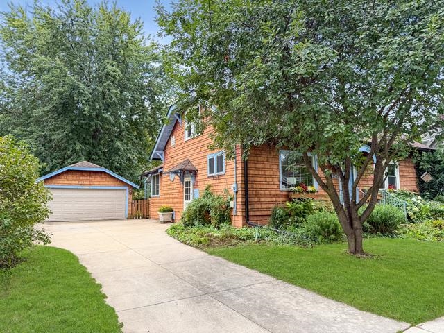 1127 W ELSIE Street property preview photograph