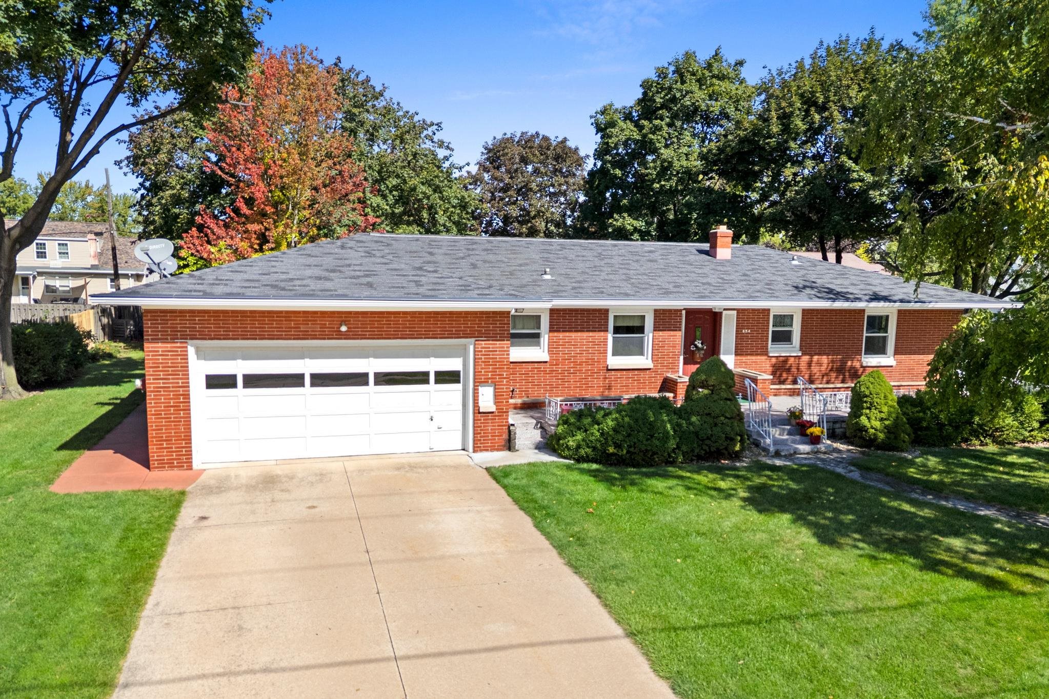854 E CECIL Street property preview photograph