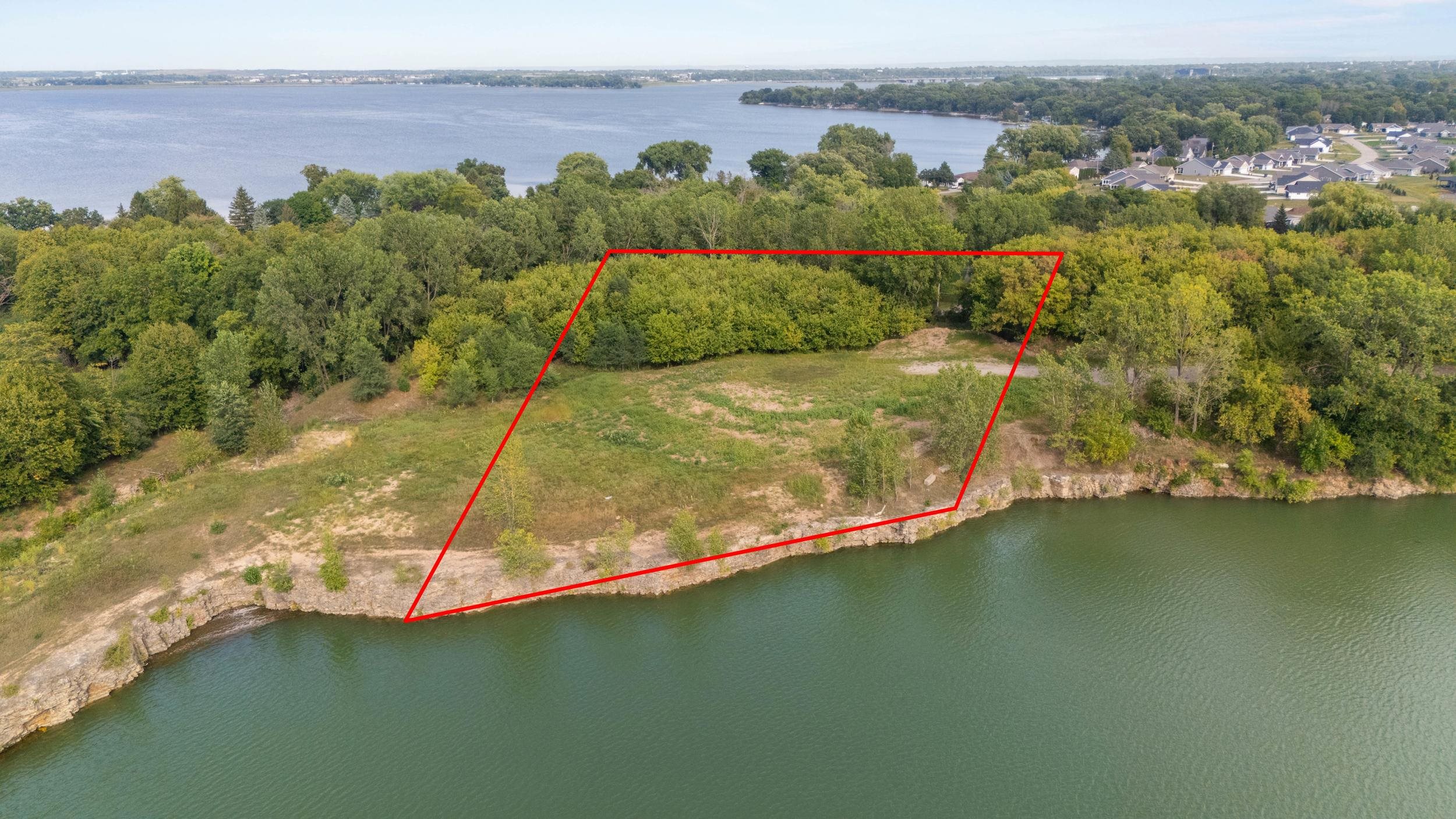 LEONARD POINT Road property preview photograph