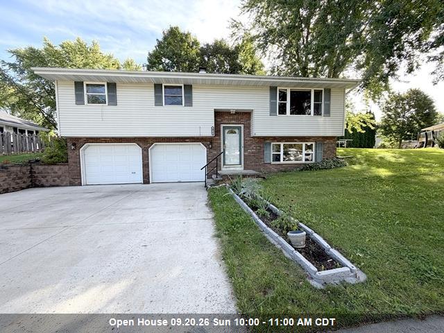 476 HIAWATHA Drive property preview photograph