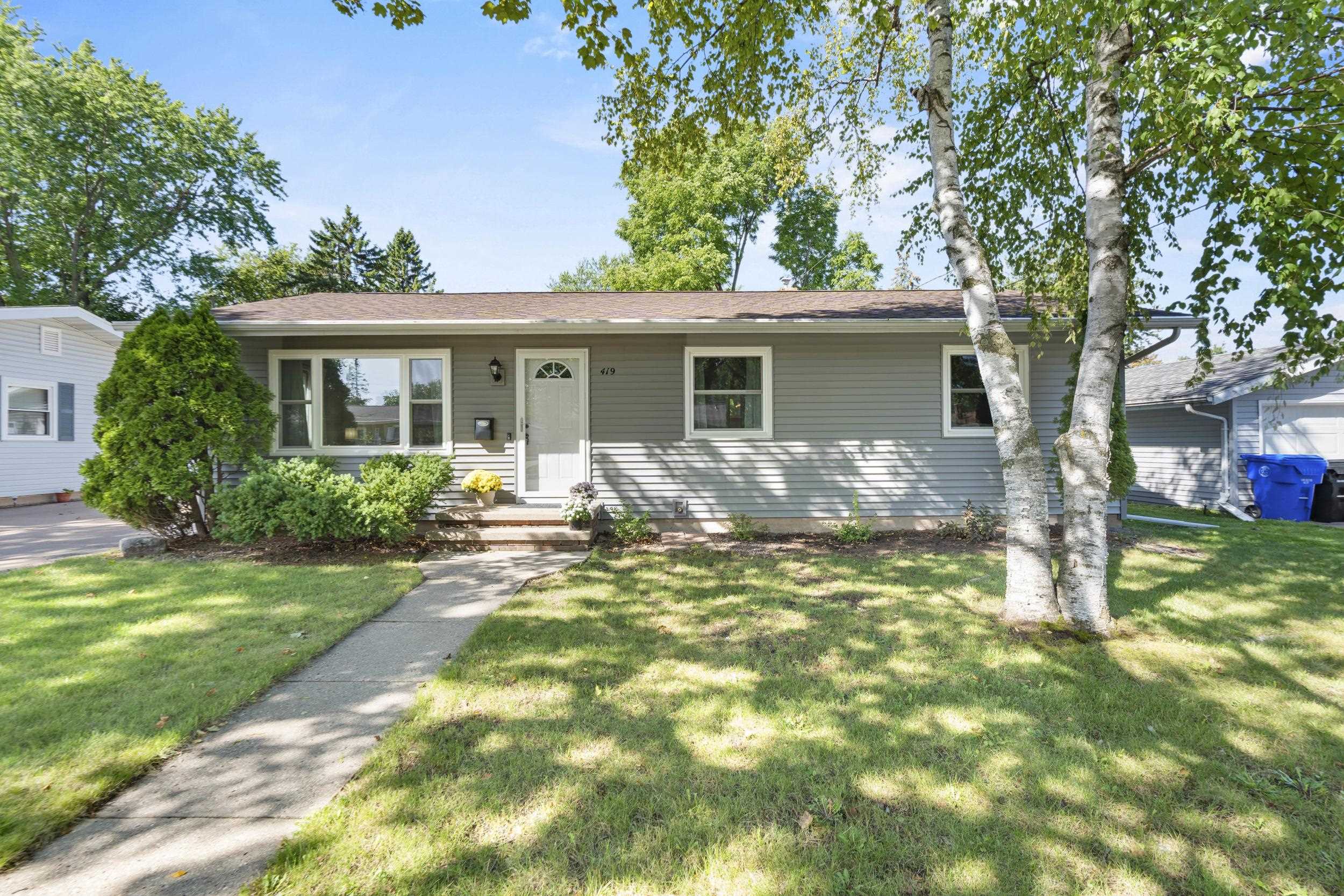 419 S ARLINGTON Street property preview photograph