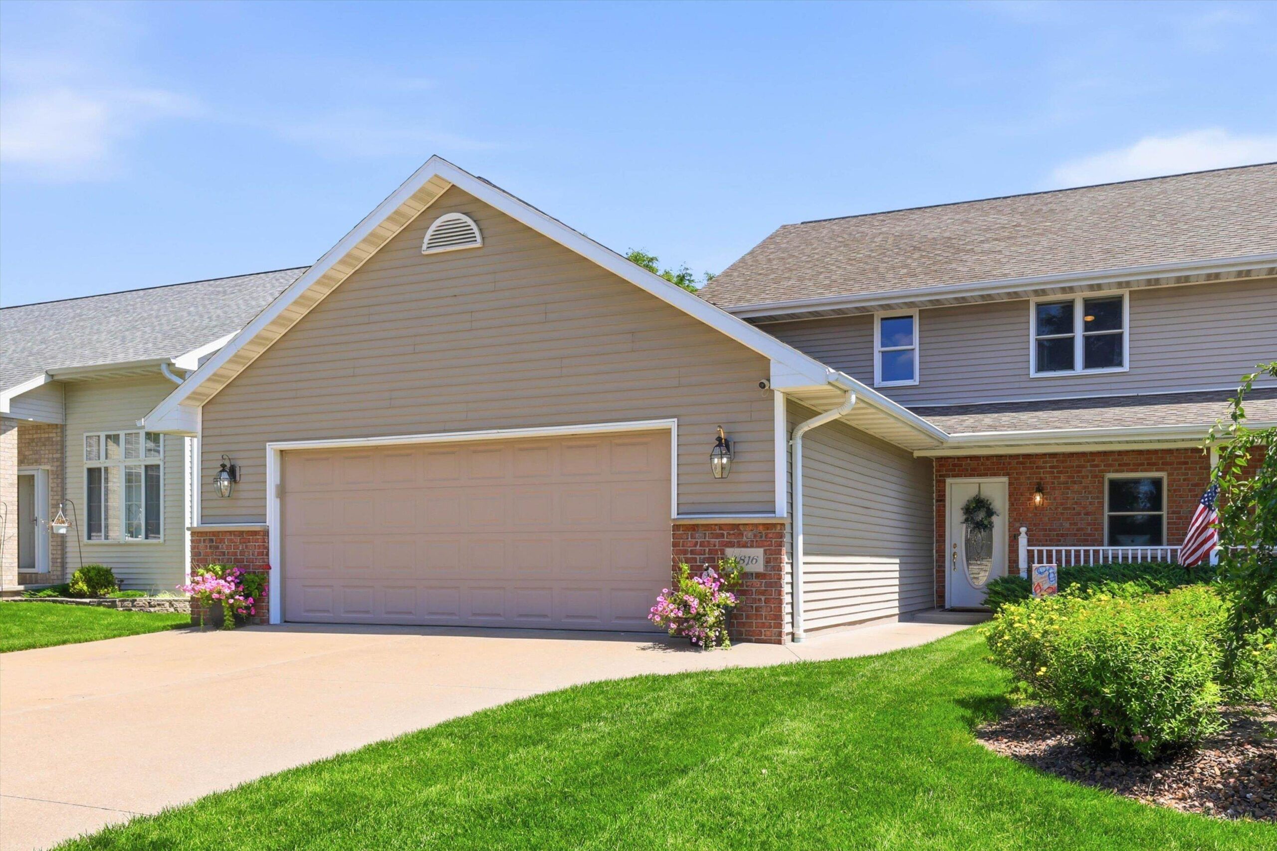 4816 N APPLE Road property preview photograph