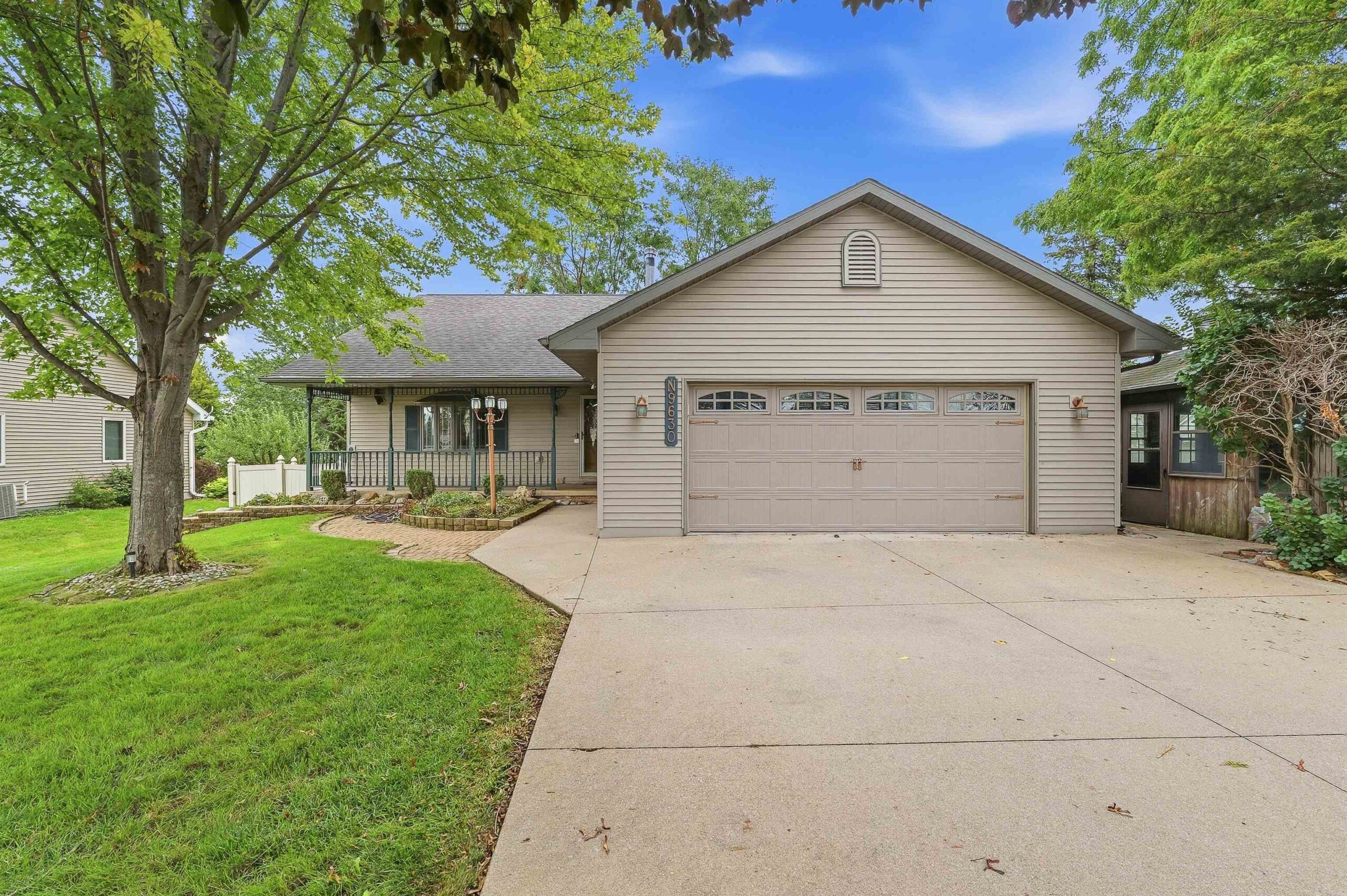 N9630 N COOP Road property preview photograph