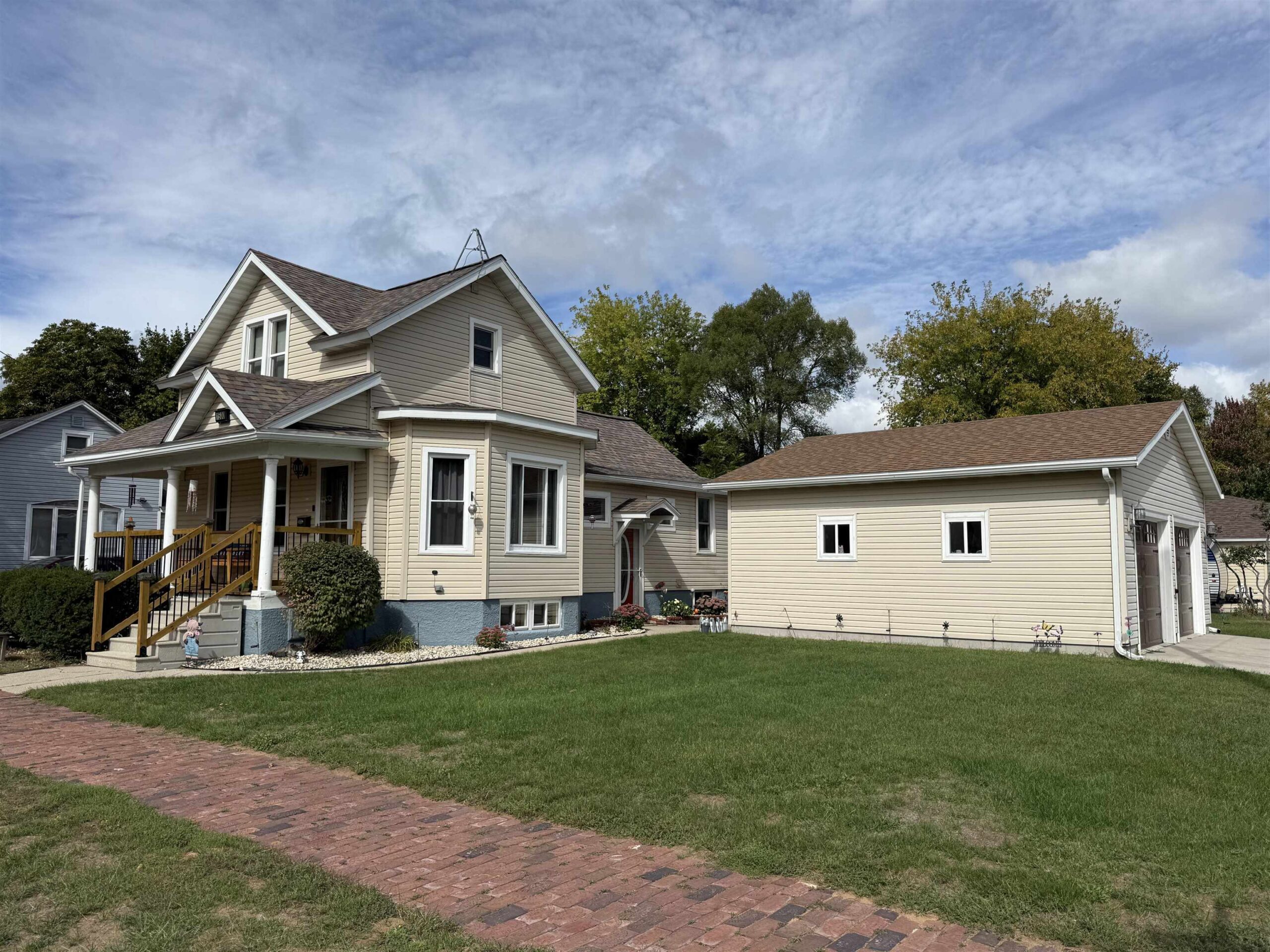 1500 29TH Avenue property preview photograph