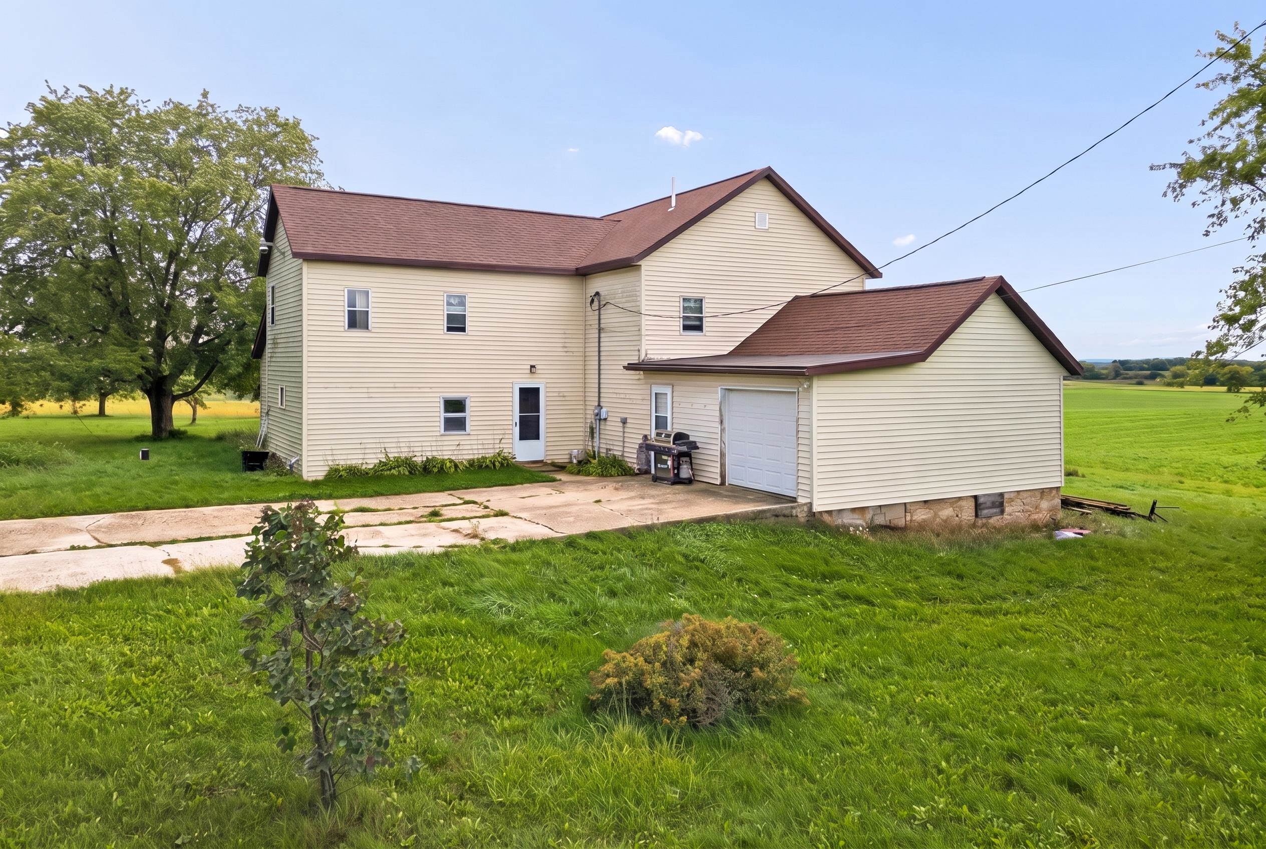 N9173 HOLLY Road property preview photograph
