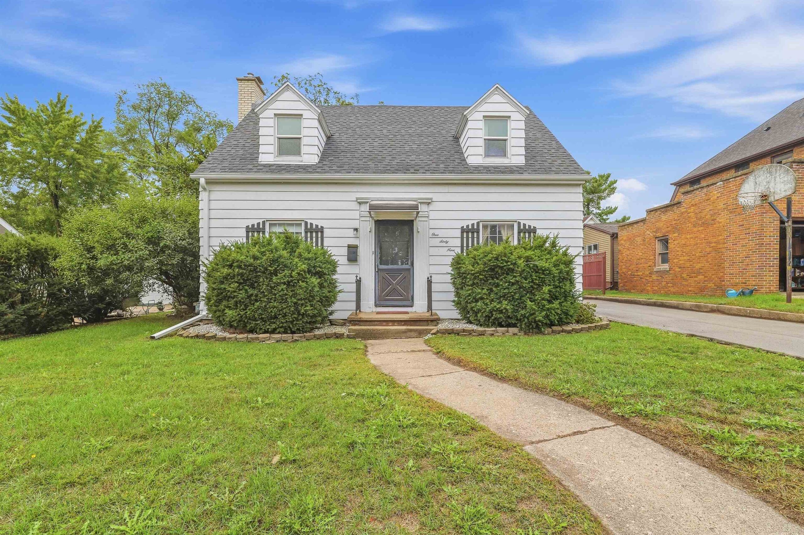 169 S ADAMS Avenue property preview photograph