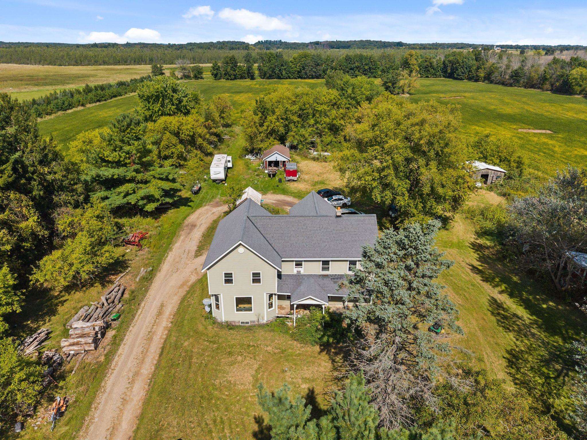 W2640 ARCHER Avenue property preview photograph