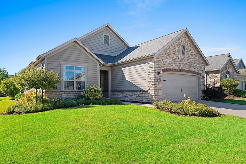 3670 PONDS EDGE Court property preview photograph