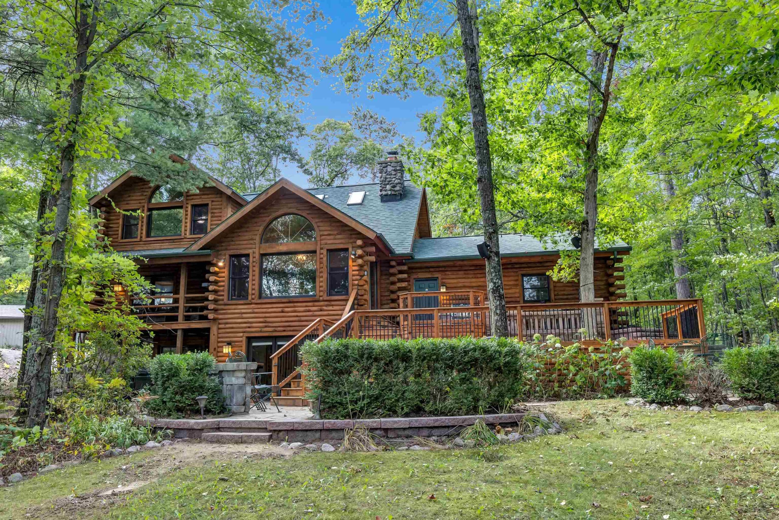 N1210 SPIRIT ISLAND Trail property preview photograph