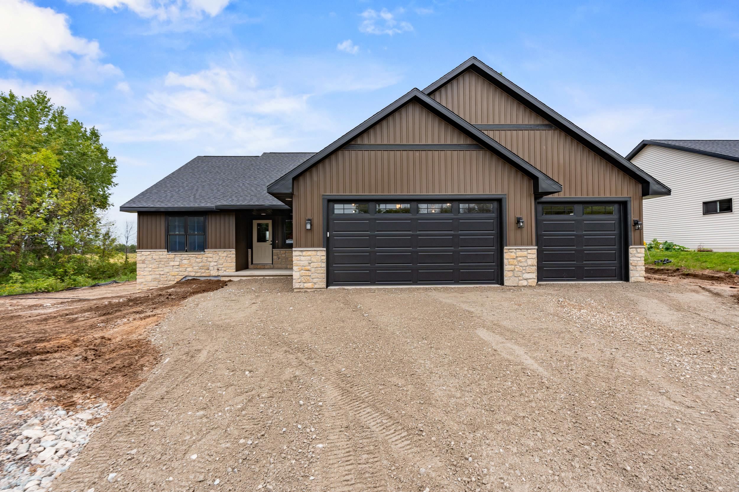 3869 VAN LANEN Road property preview photograph