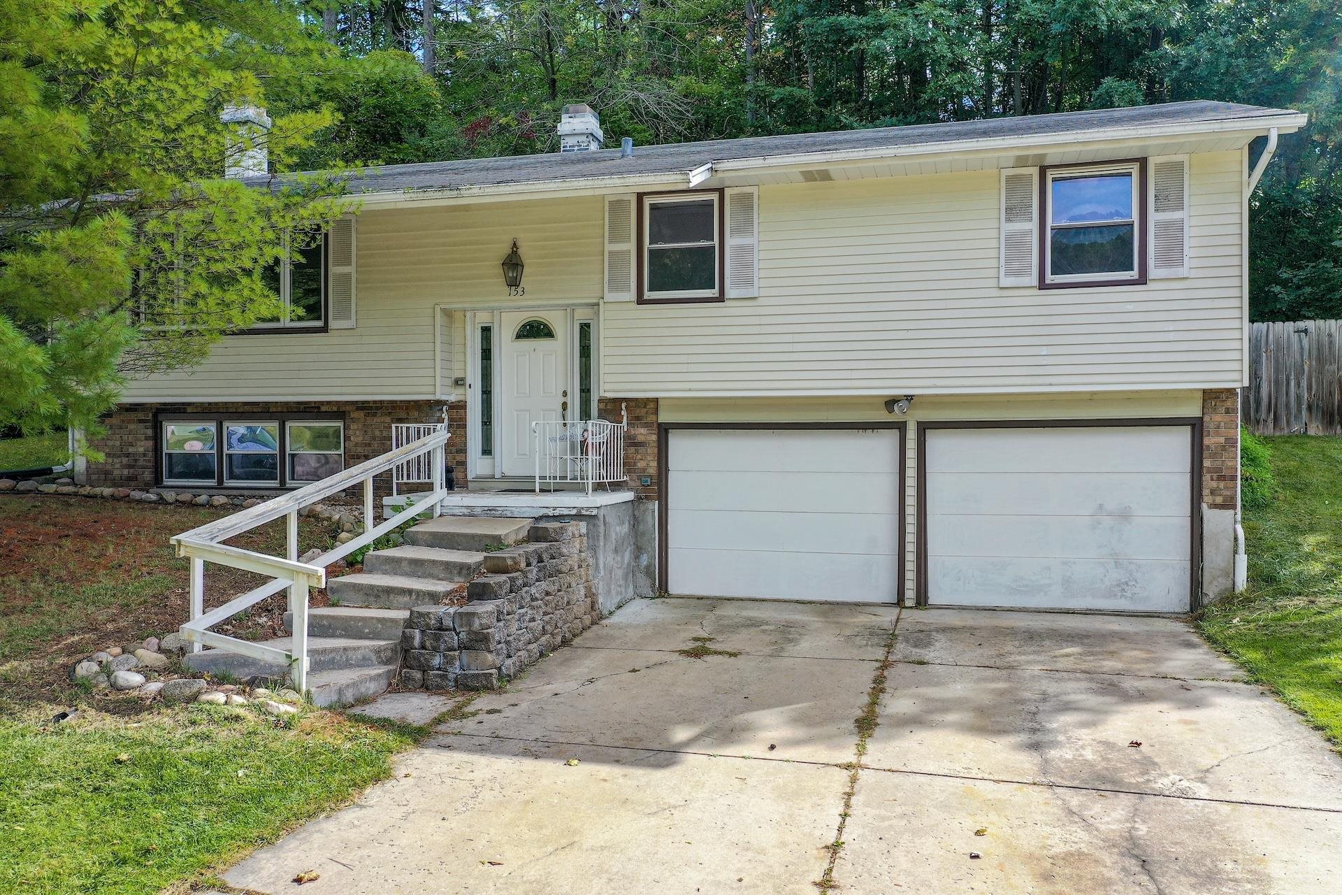 153 CLIFFVIEW Drive property preview photograph