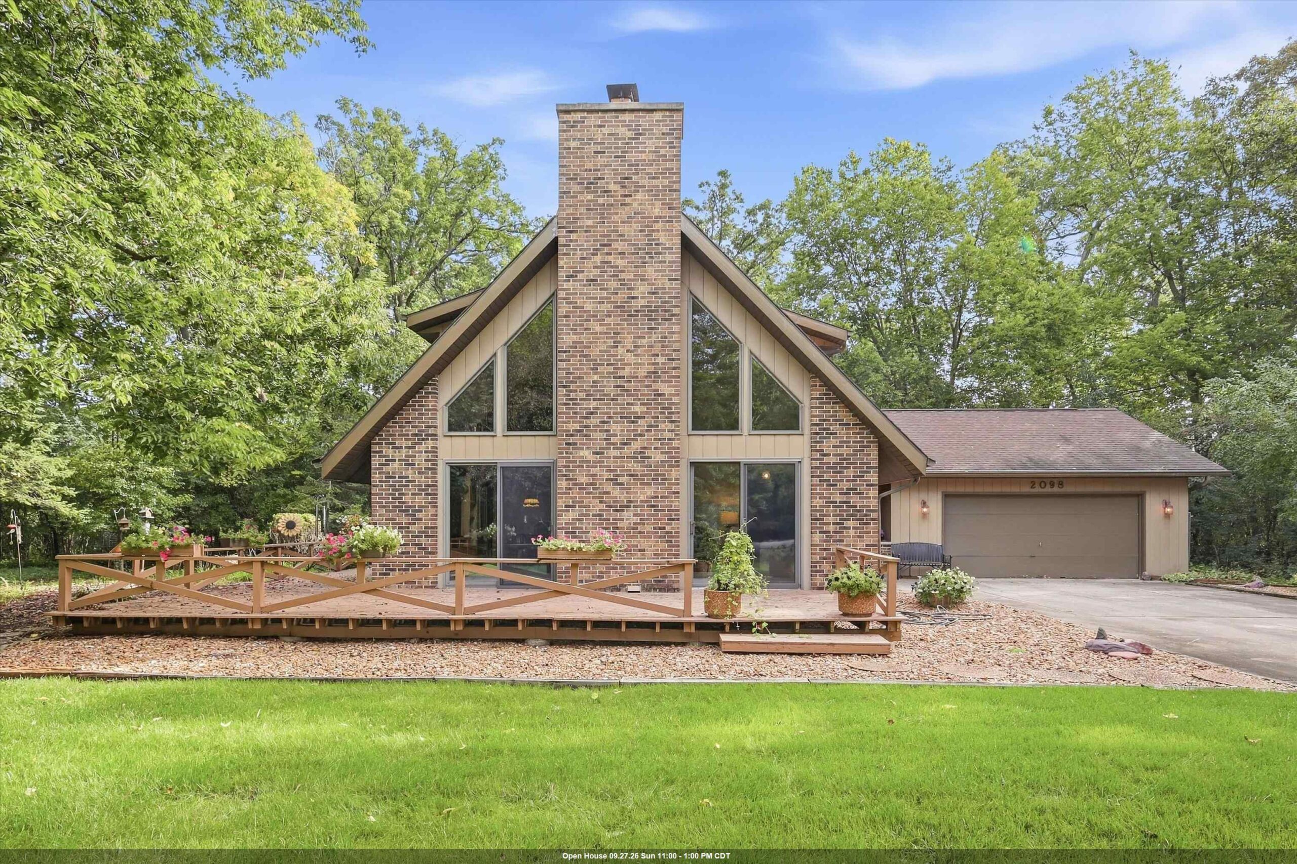 2098 SHAWNEE Lane property preview photograph