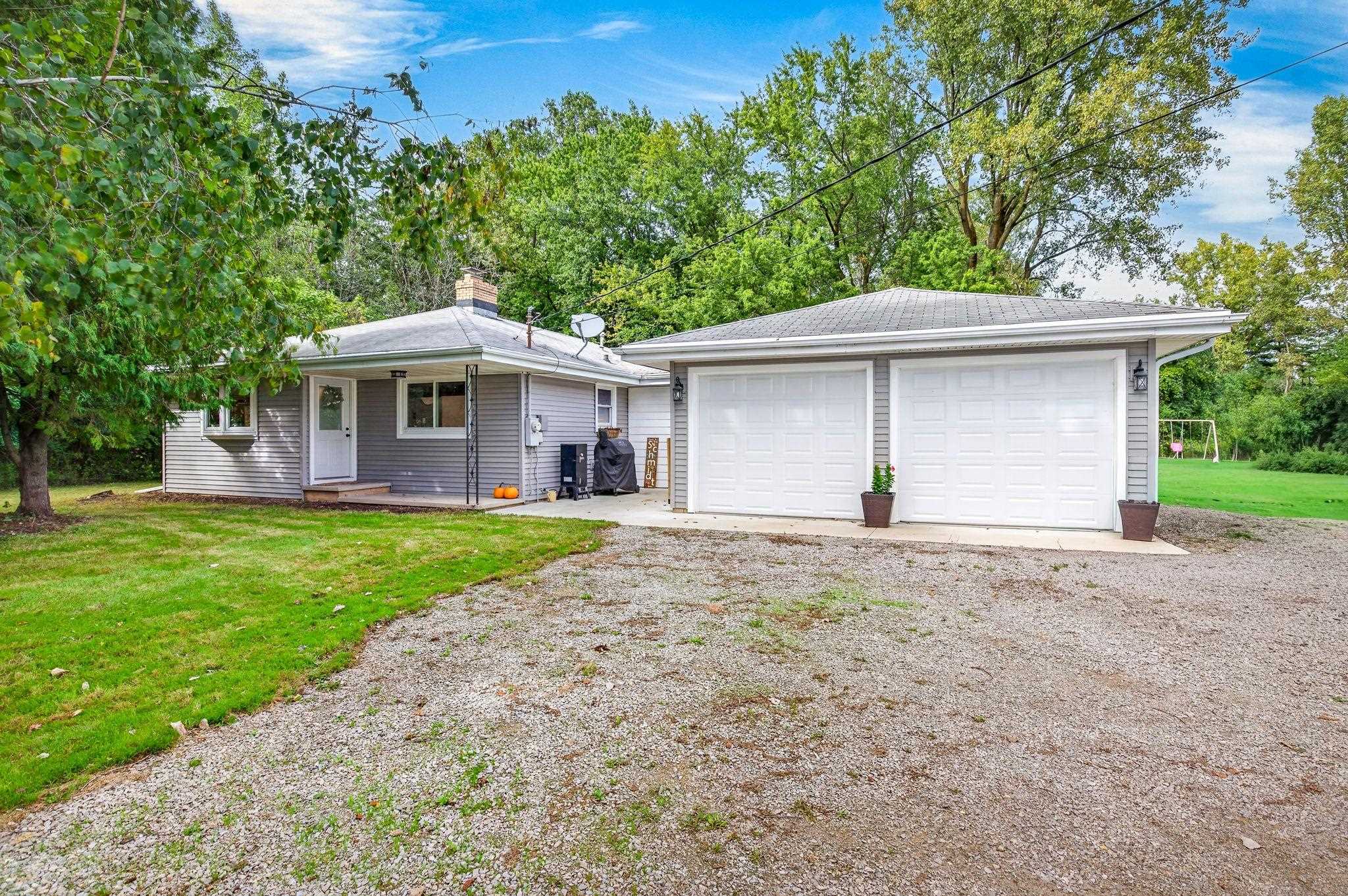 1730 W EDGEWOOD Drive property preview photograph