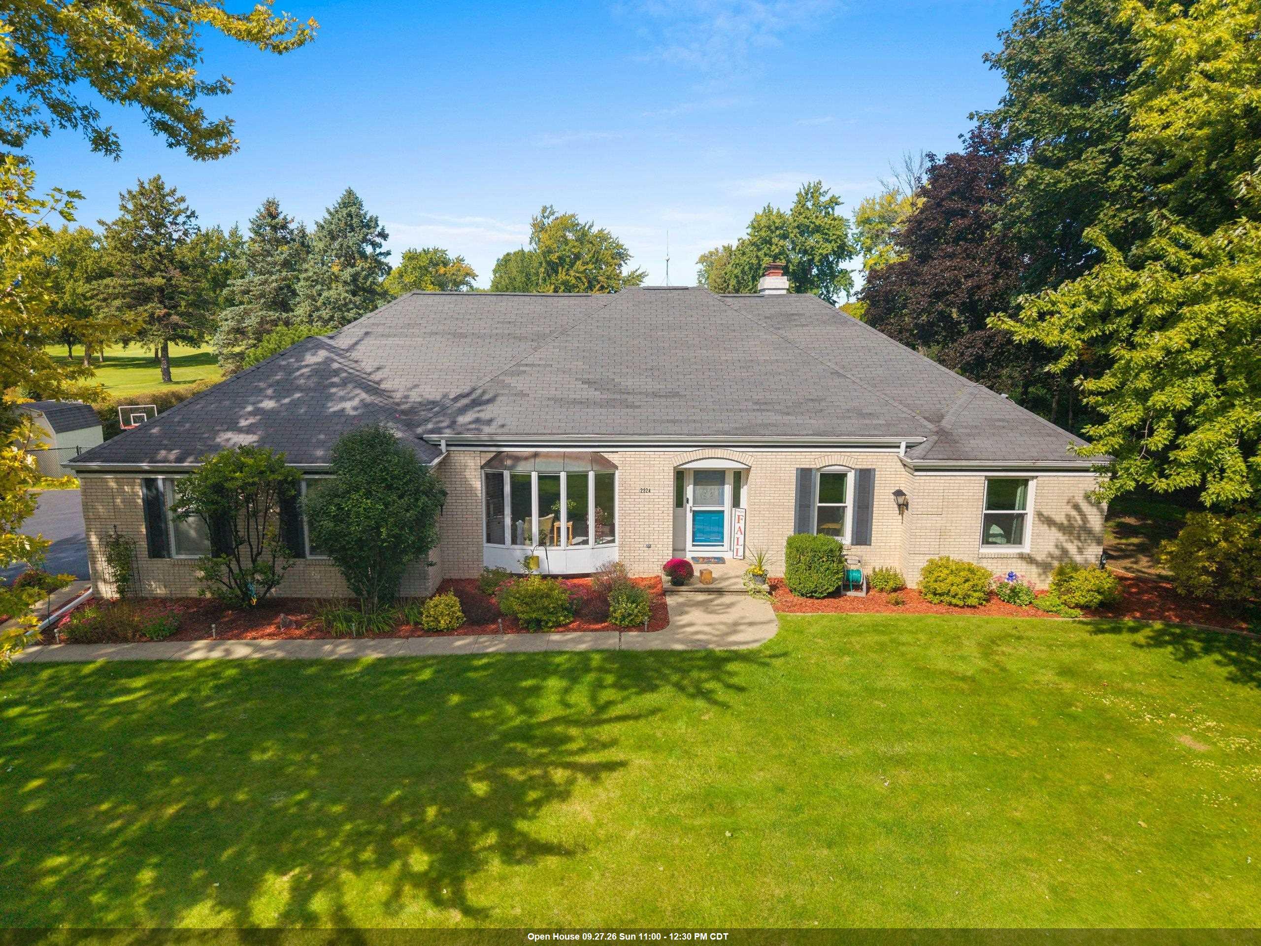 2924 RIDGEWAY Drive property preview photograph