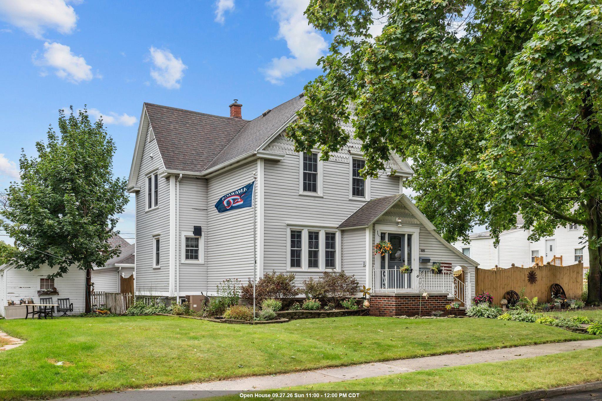 909 N 14TH Street property preview photograph
