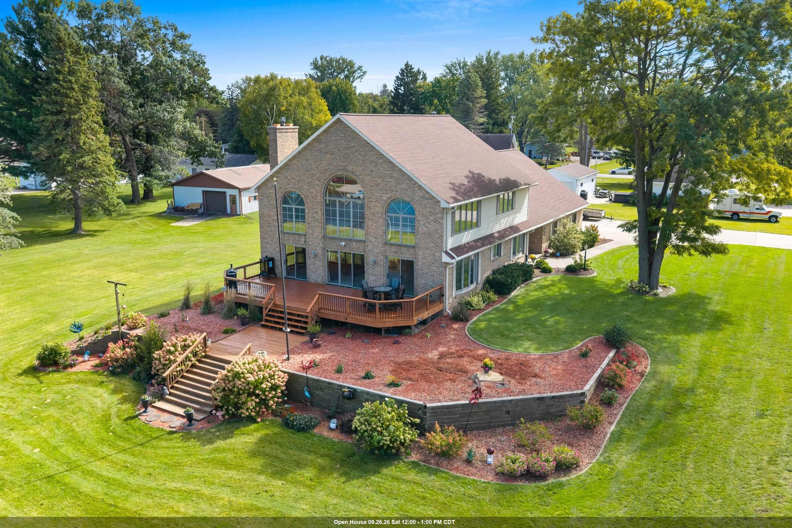 3350 LAKEVIEW Drive property preview photograph