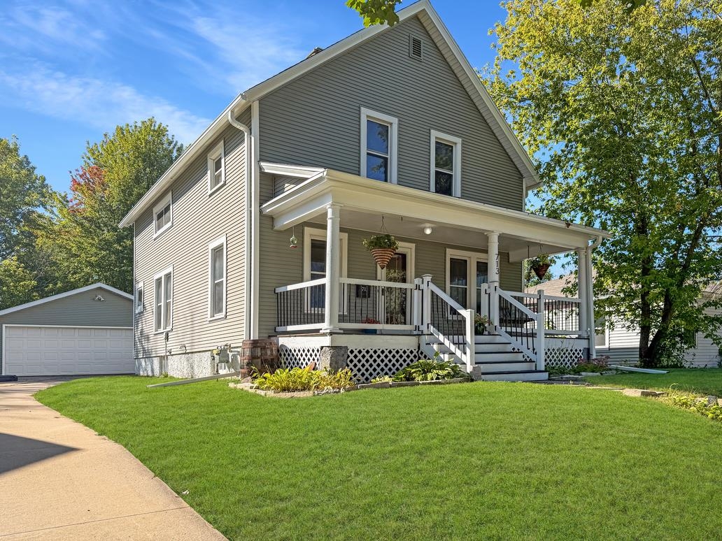 713 S MASON Street property preview photograph
