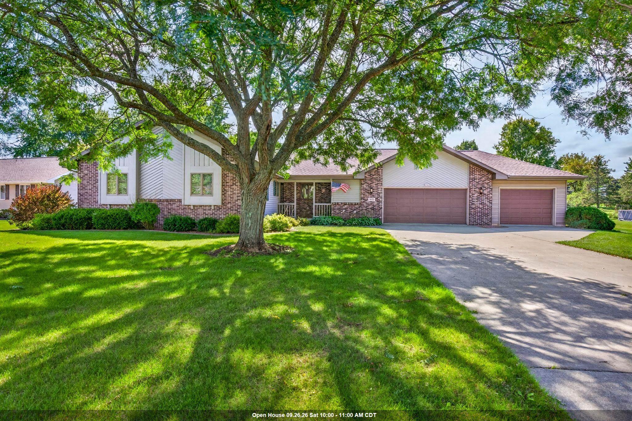 W6561 CEDAR Lane property preview photograph