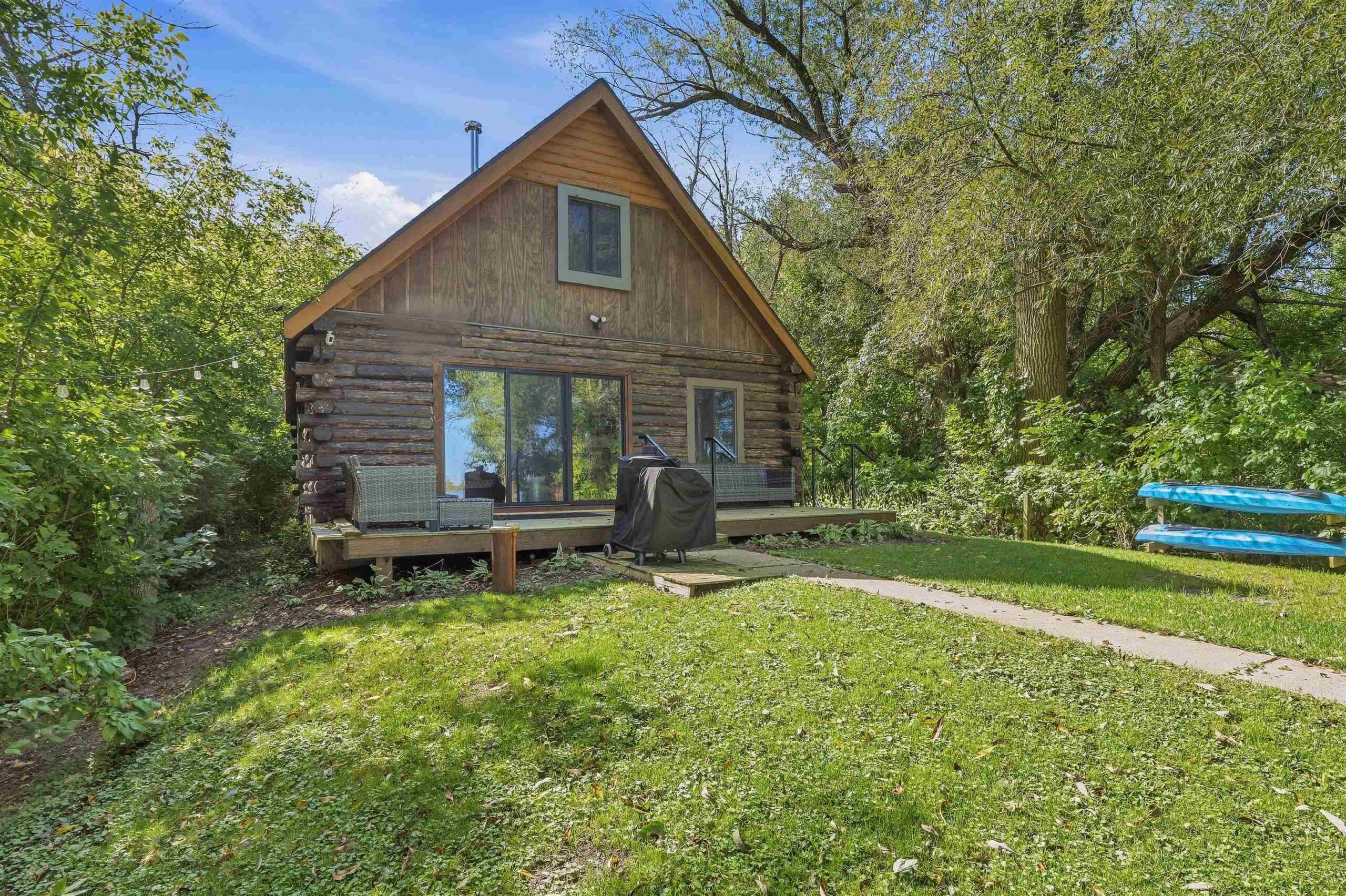 5722 SPRINGBROOK Road property preview photograph