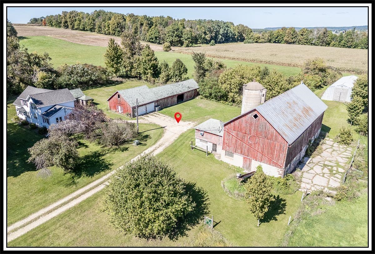 E6998 SYMCO Road property preview photograph